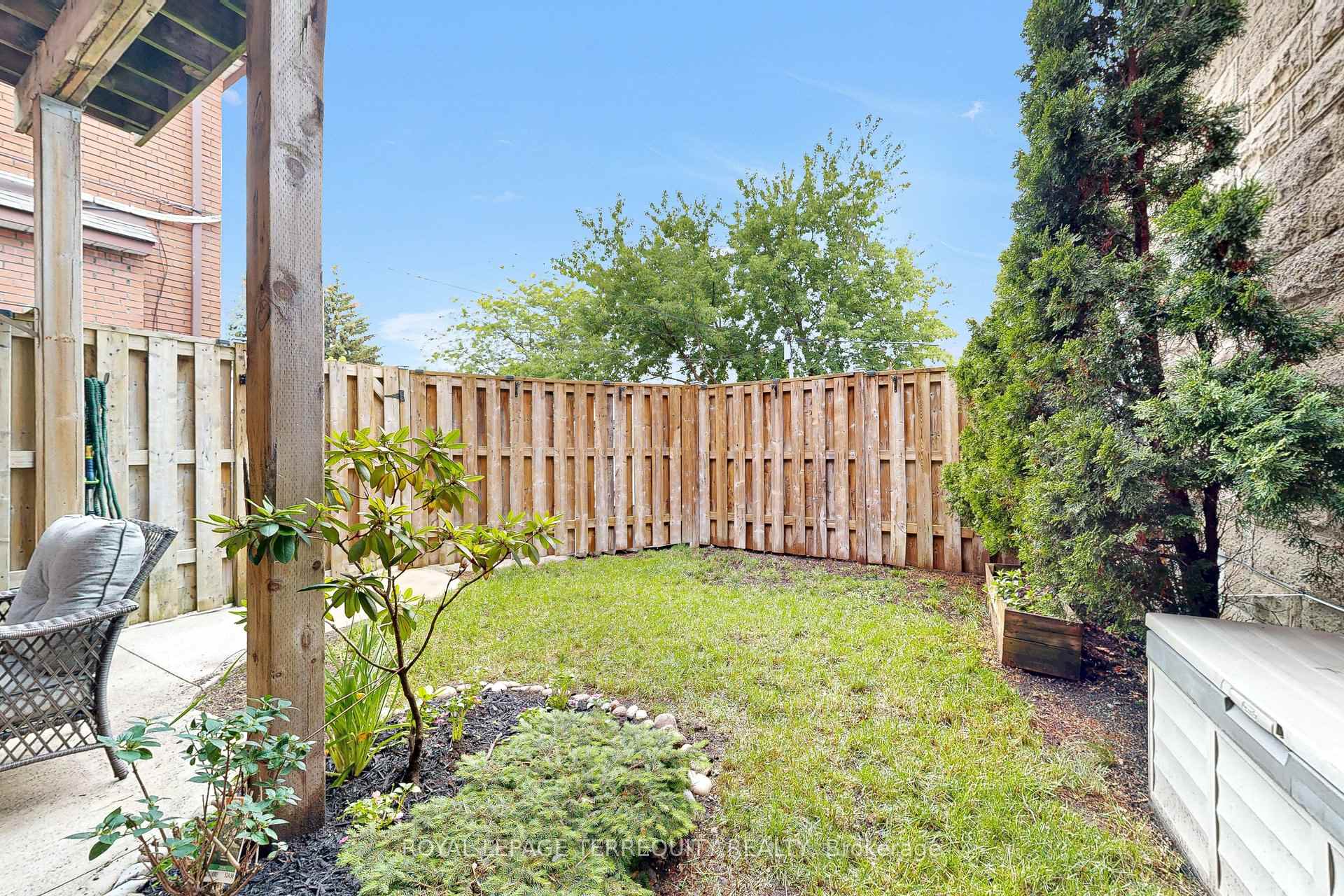 Photo 28 of 372 St Johns Road, Toronto, Runnymede-Bloor West Village — HOMEH