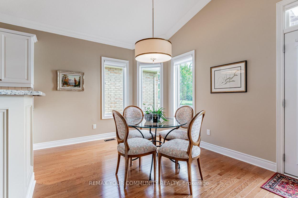 Photo 14 of 303 Babe'S Way, Whitchurch-Stouffville, Ballantrae — HOMEH