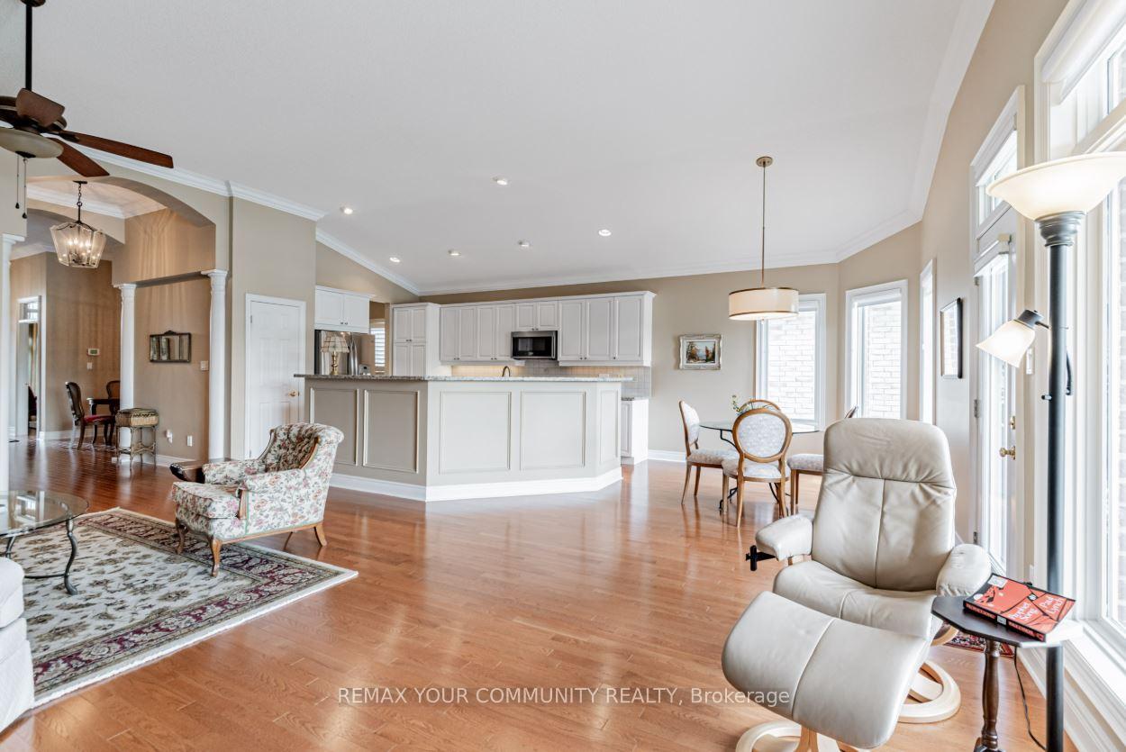 Photo 18 of 303 Babe'S Way, Whitchurch-Stouffville, Ballantrae — HOMEH