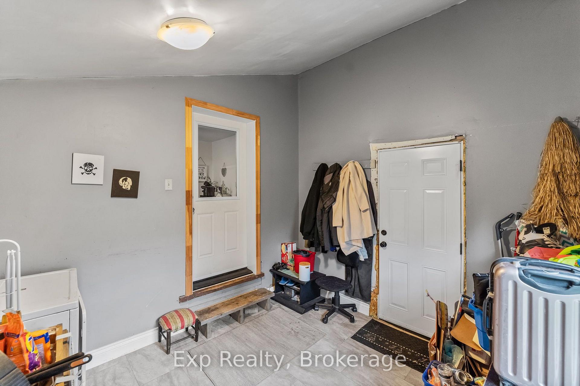 Photo 10 of 497 Donegal Street, Peterborough, Town Ward 3 — HOMEH
