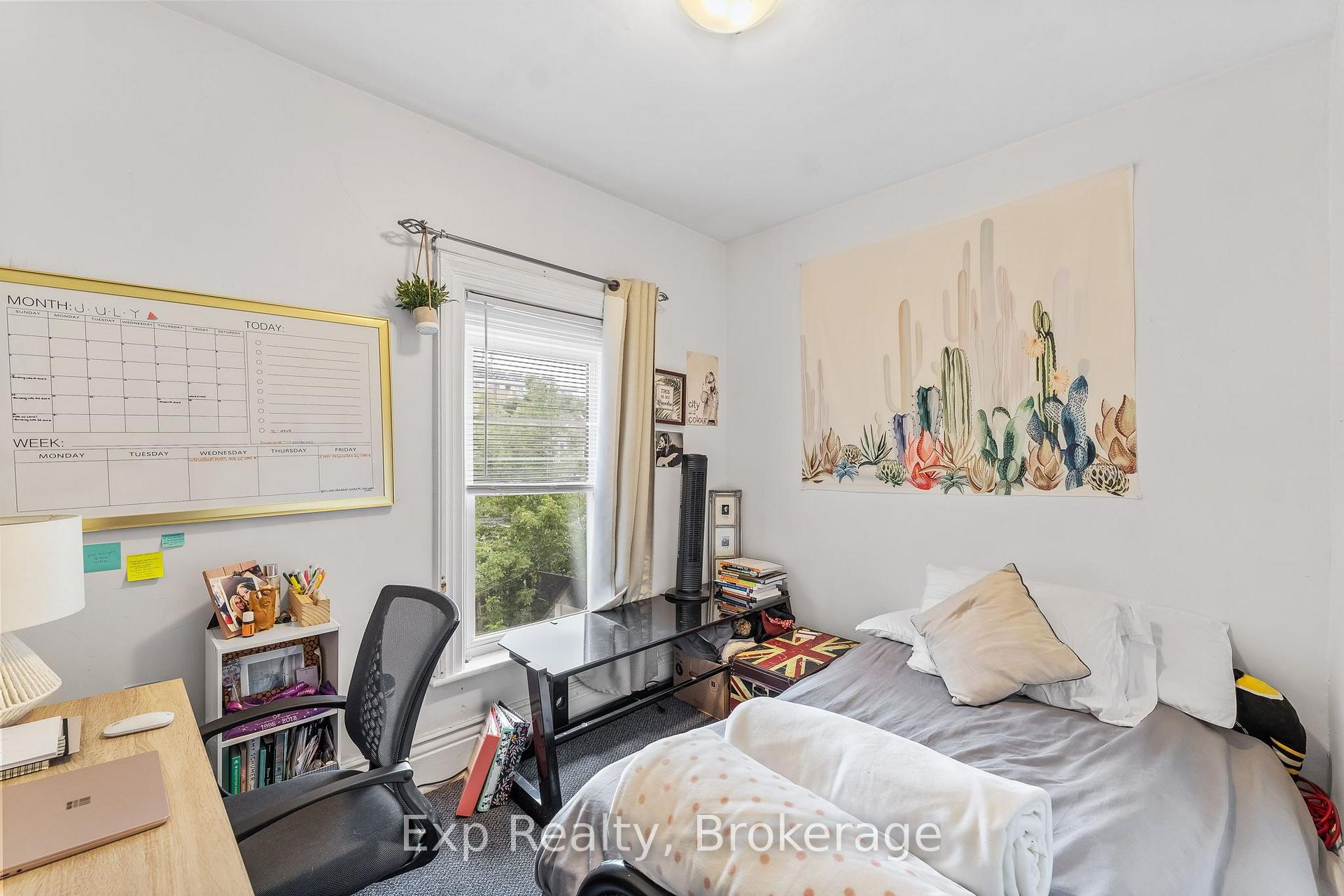 Photo 14 of 497 Donegal Street, Peterborough, Town Ward 3 — HOMEH