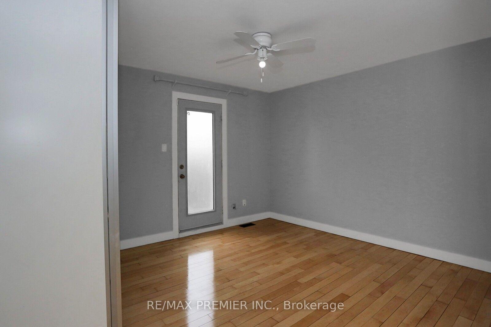 Photo 29 of Unit Upper, 37 Silvercrest Avenue, Etobicoke, Alderwood — HOMEH