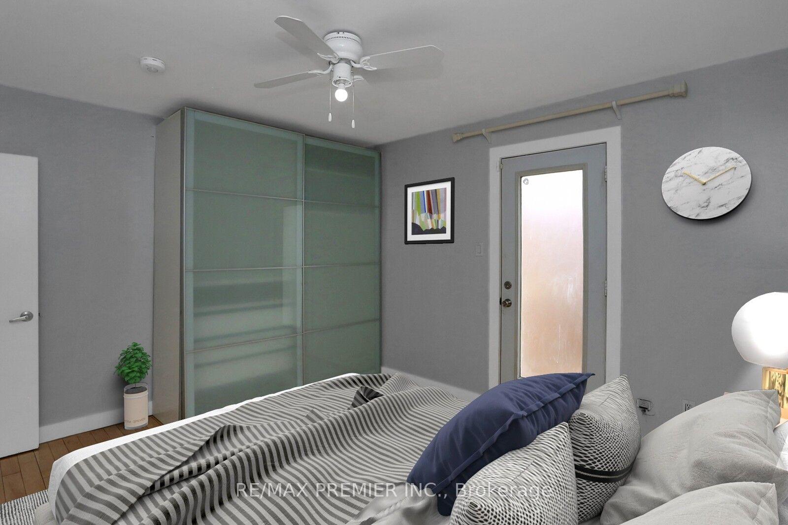 Photo 33 of Unit Upper, 37 Silvercrest Avenue, Etobicoke, Alderwood — HOMEH