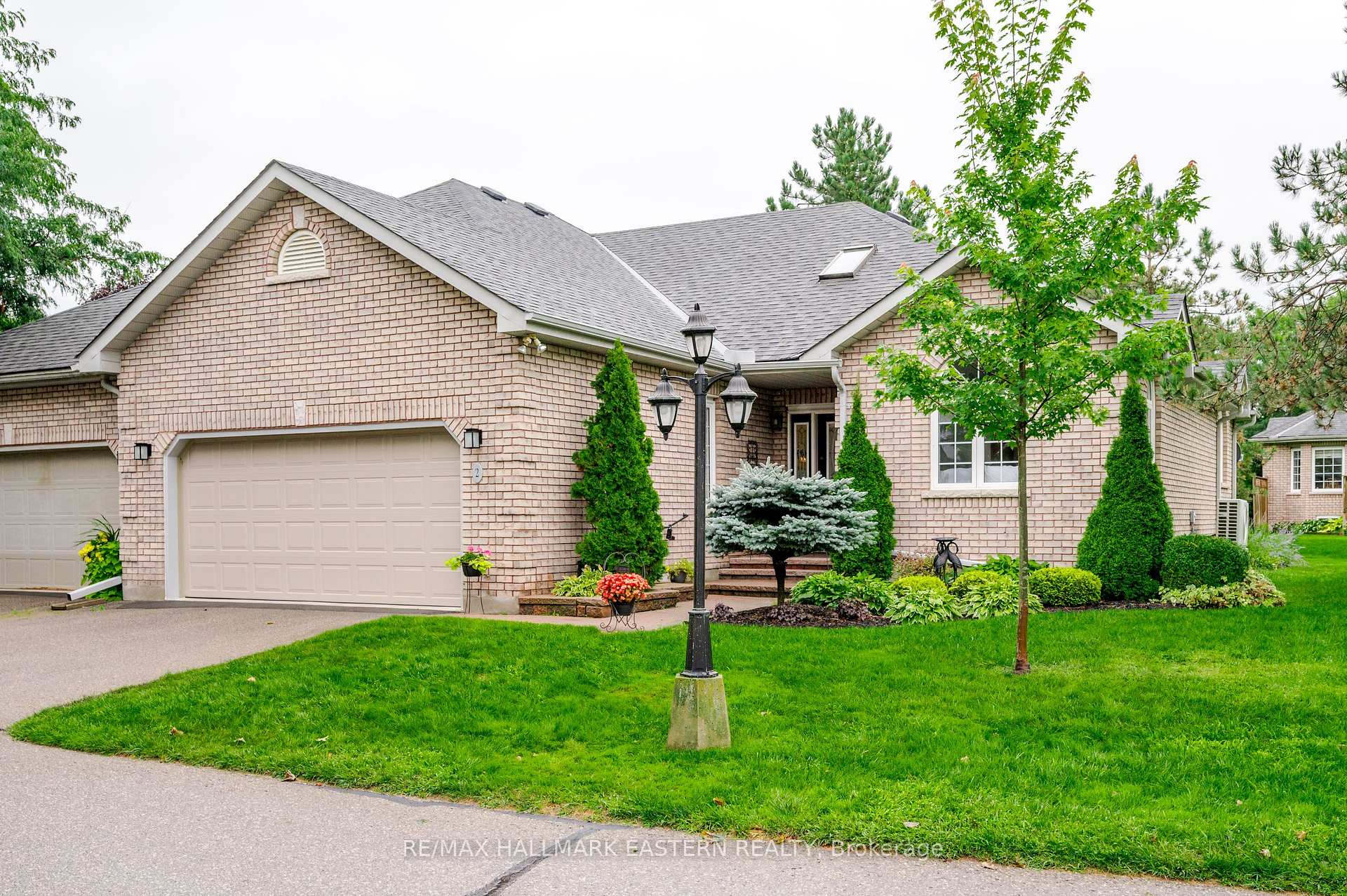 Photo 4 of Unit 2, 300 Franmor Drive, Peterborough, Ashburnham Ward 4 — HOMEH