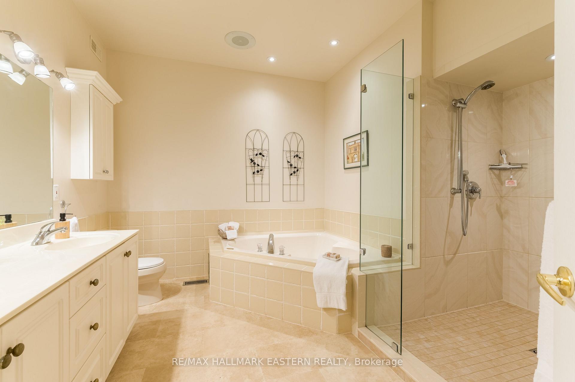 Photo 24 of Unit 2, 300 Franmor Drive, Peterborough, Ashburnham Ward 4 — HOMEH
