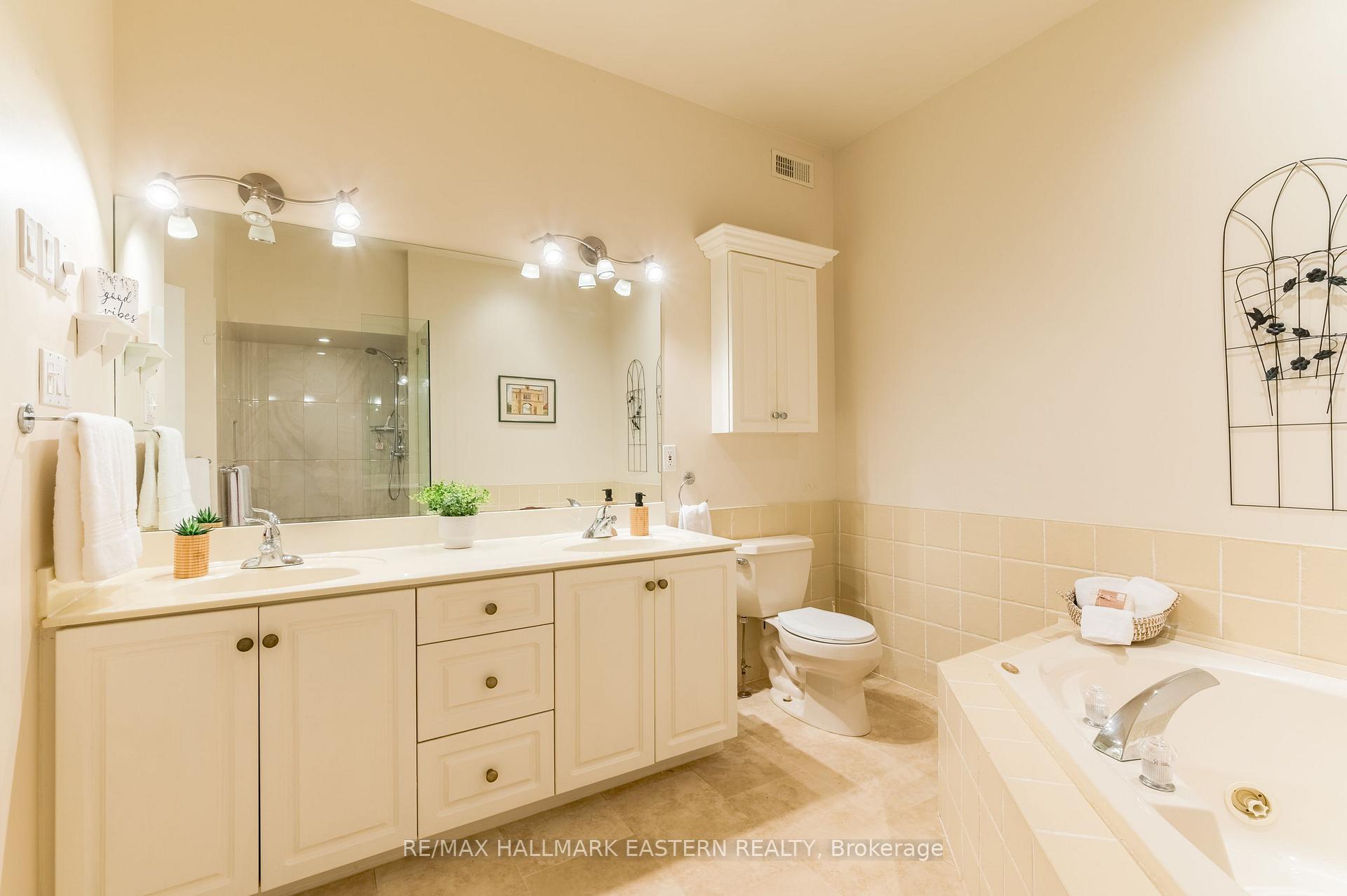 Photo 26 of Unit 2, 300 Franmor Drive, Peterborough, Ashburnham Ward 4 — HOMEH