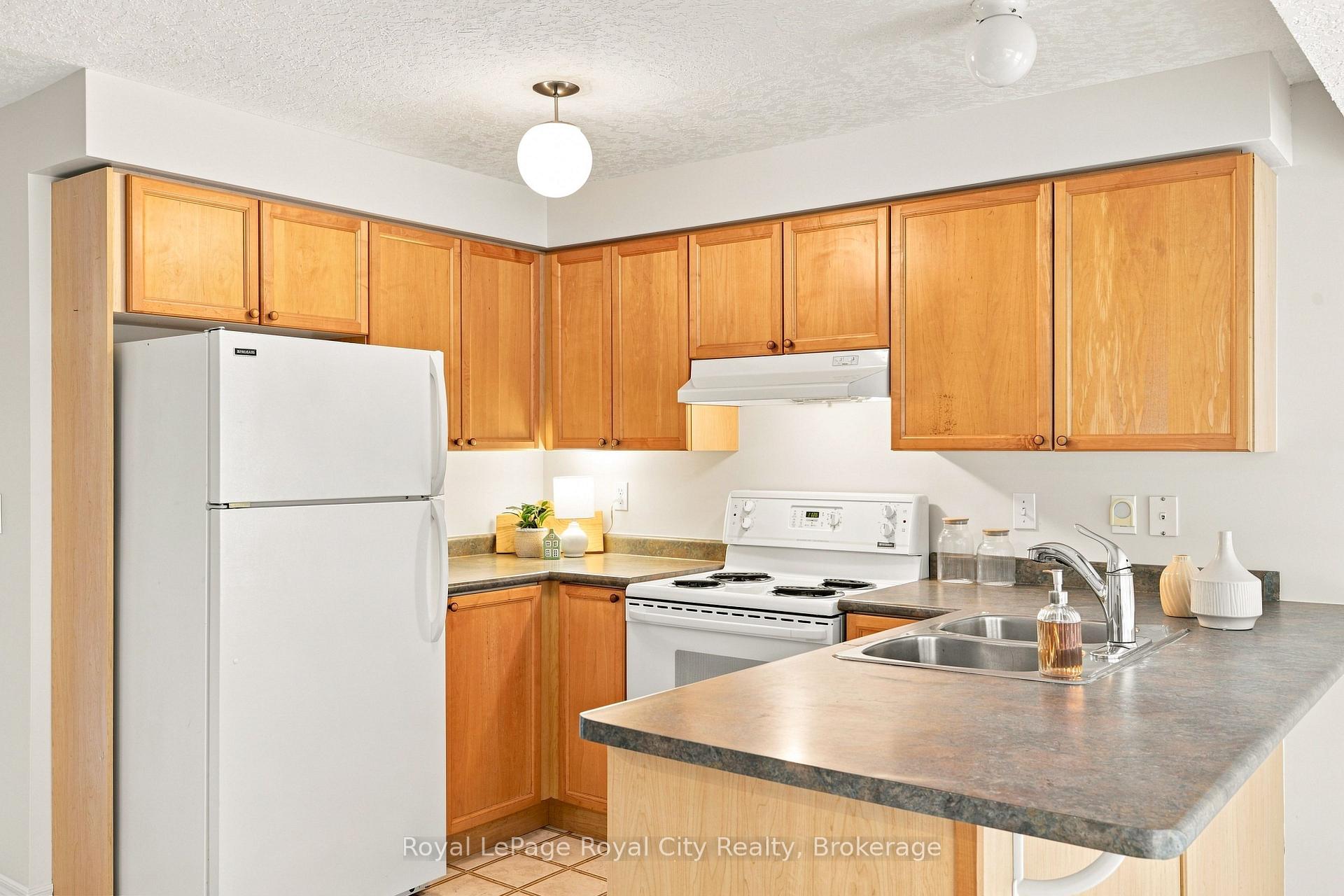 Photo 10 of 87 Rodgers Road, Guelph, Kortright West — HOMEH