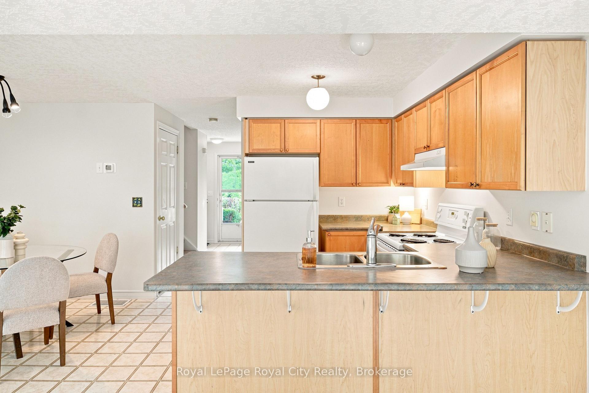 Photo 12 of 87 Rodgers Road, Guelph, Kortright West — HOMEH