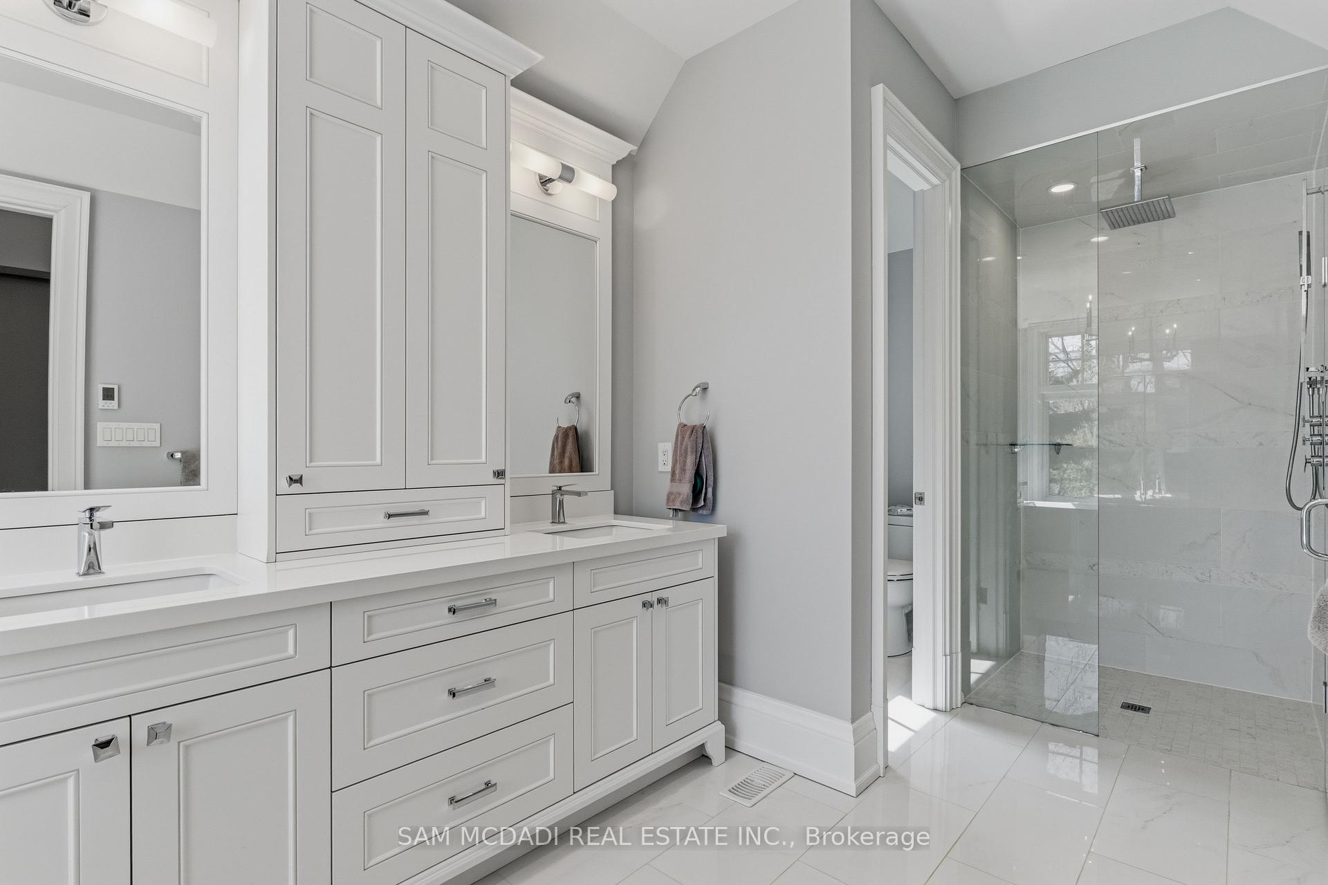 Photo 24 of 36 Veronica Drive, Mississauga, Mineola — HOMEH
