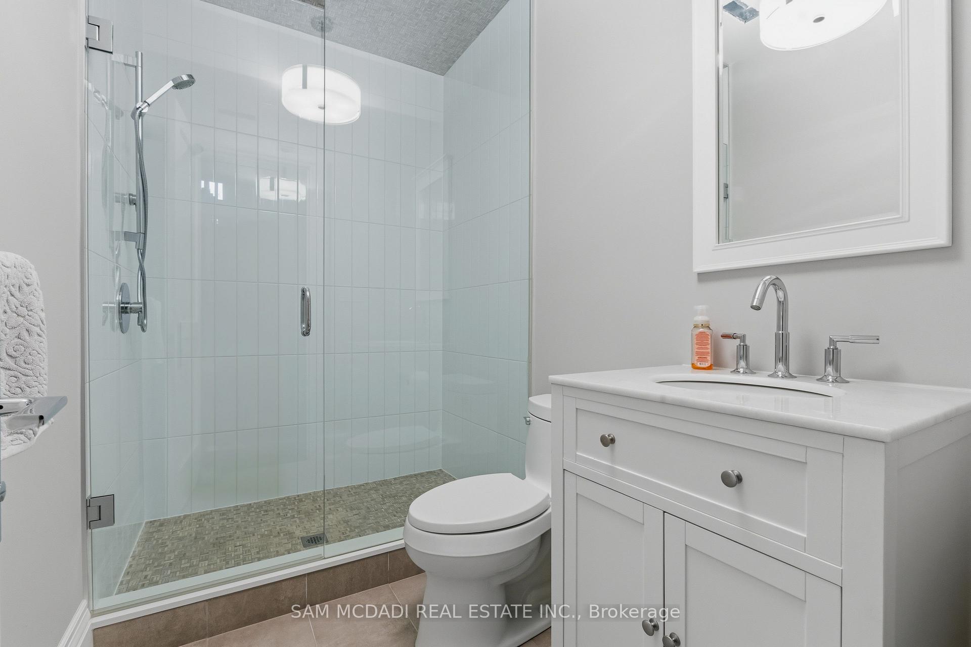Photo 37 of 36 Veronica Drive, Mississauga, Mineola — HOMEH