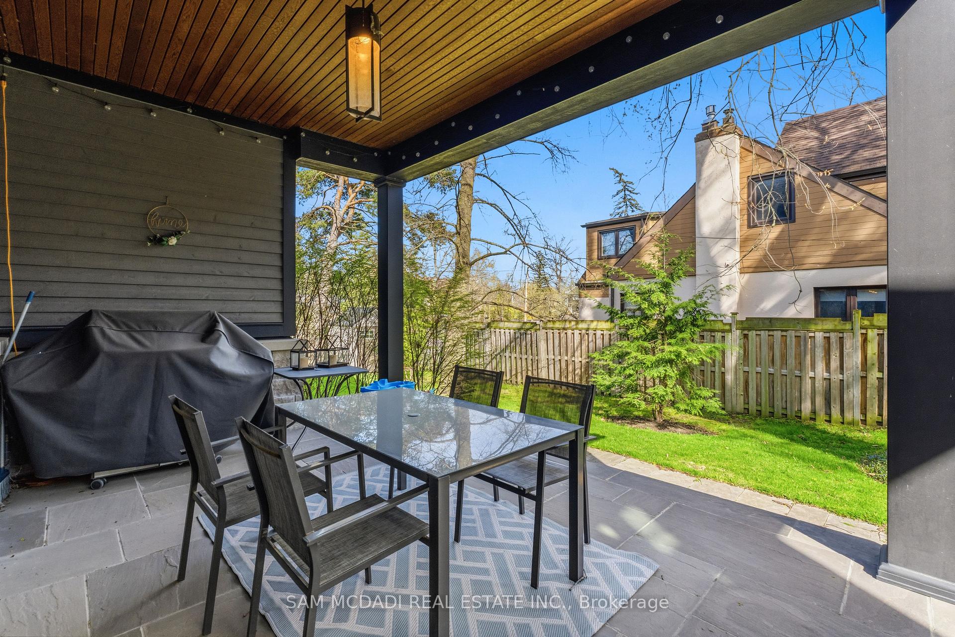 Photo 38 of 36 Veronica Drive, Mississauga, Mineola — HOMEH