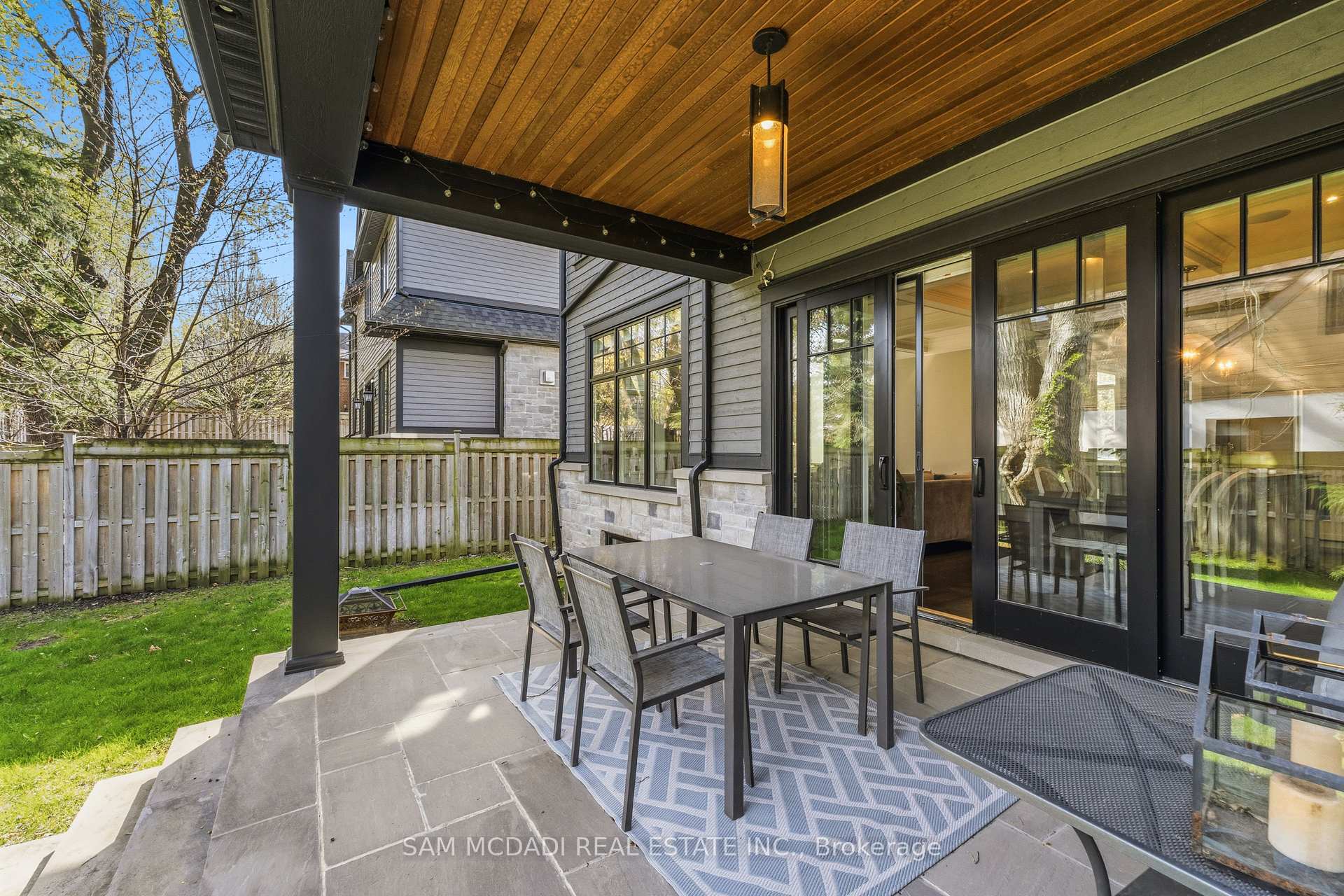 Photo 39 of 36 Veronica Drive, Mississauga, Mineola — HOMEH