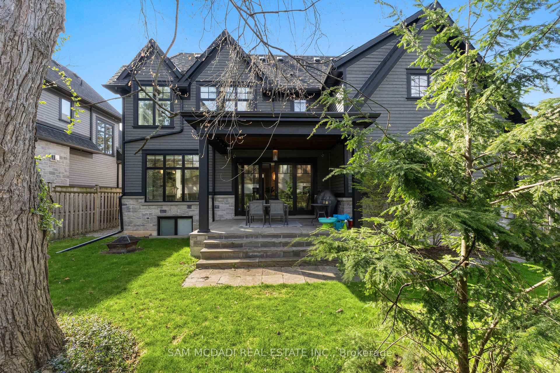 Photo 40 of 36 Veronica Drive, Mississauga, Mineola — HOMEH
