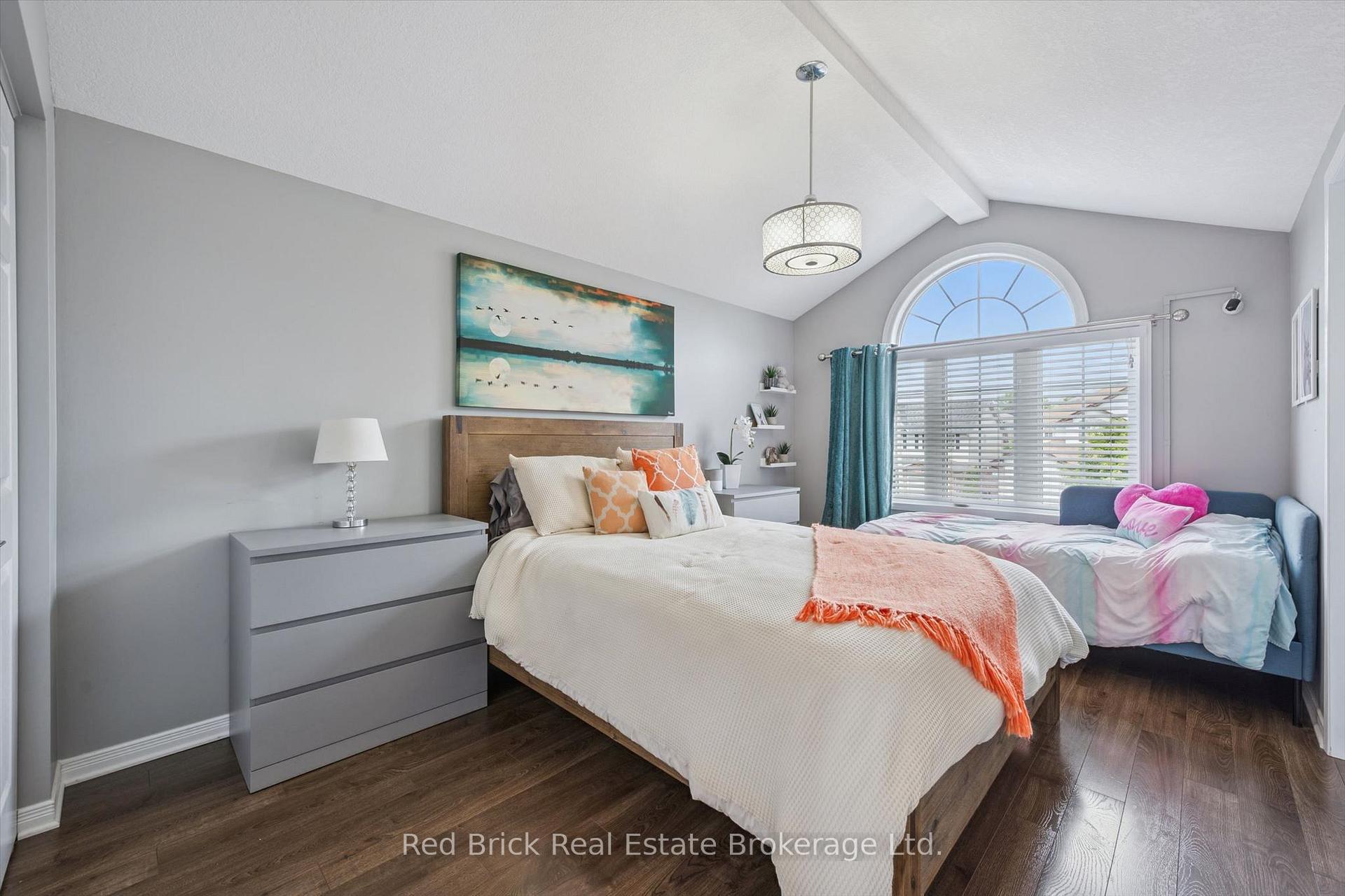 Photo 22 of 17 Davison Dr, Guelph, Grange Road — HOMEH
