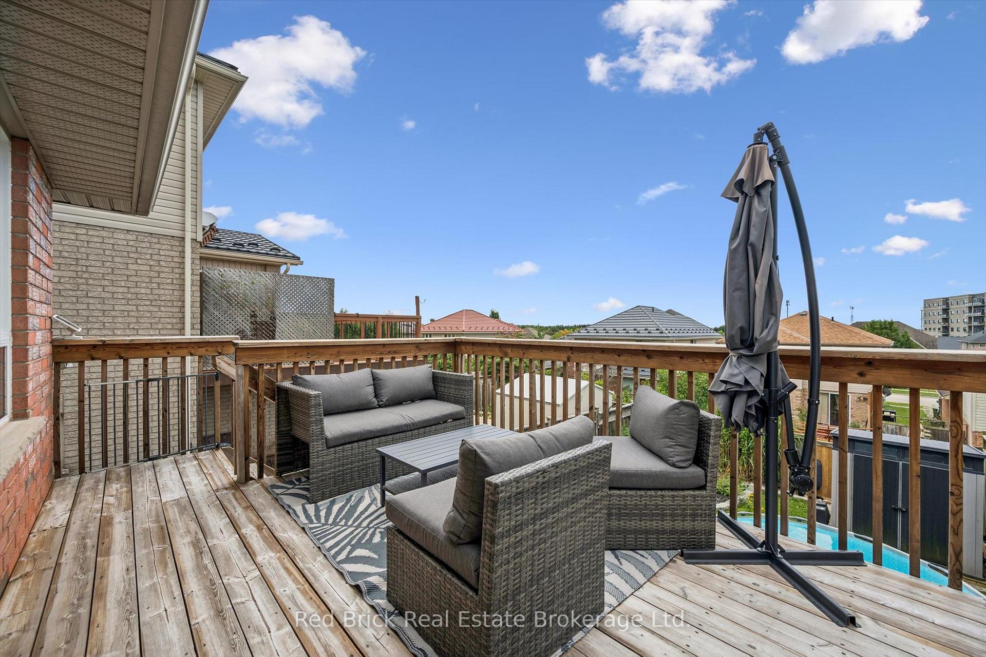 Photo 32 of 17 Davison Dr, Guelph, Grange Road — HOMEH