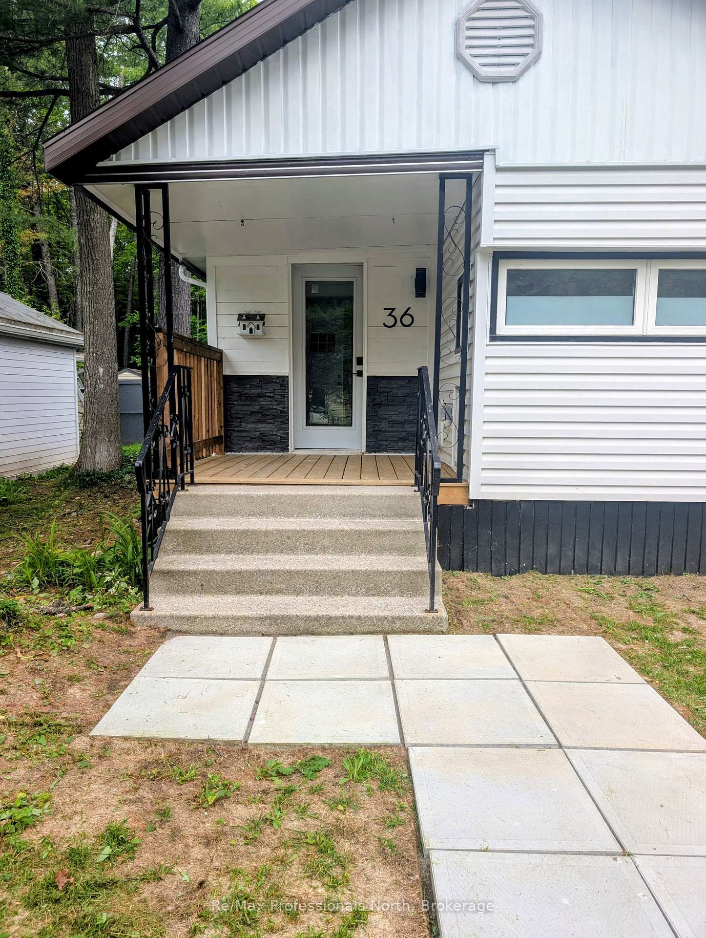 Photo 1 of Unit 36, 1007 Racoon Road, Gravenhurst, Morrison — HOMEH