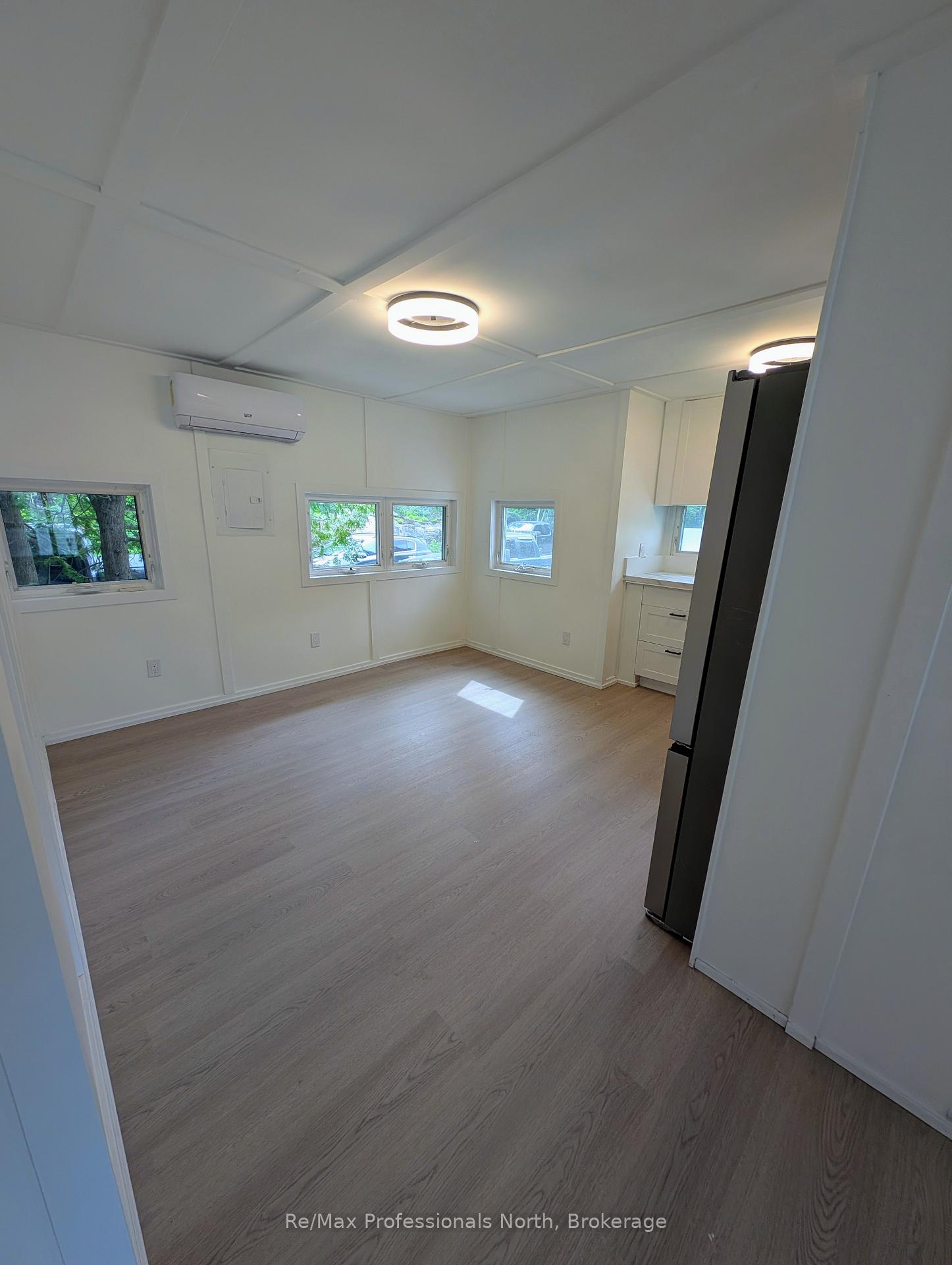 Photo 5 of Unit 36, 1007 Racoon Road, Gravenhurst, Morrison — HOMEH