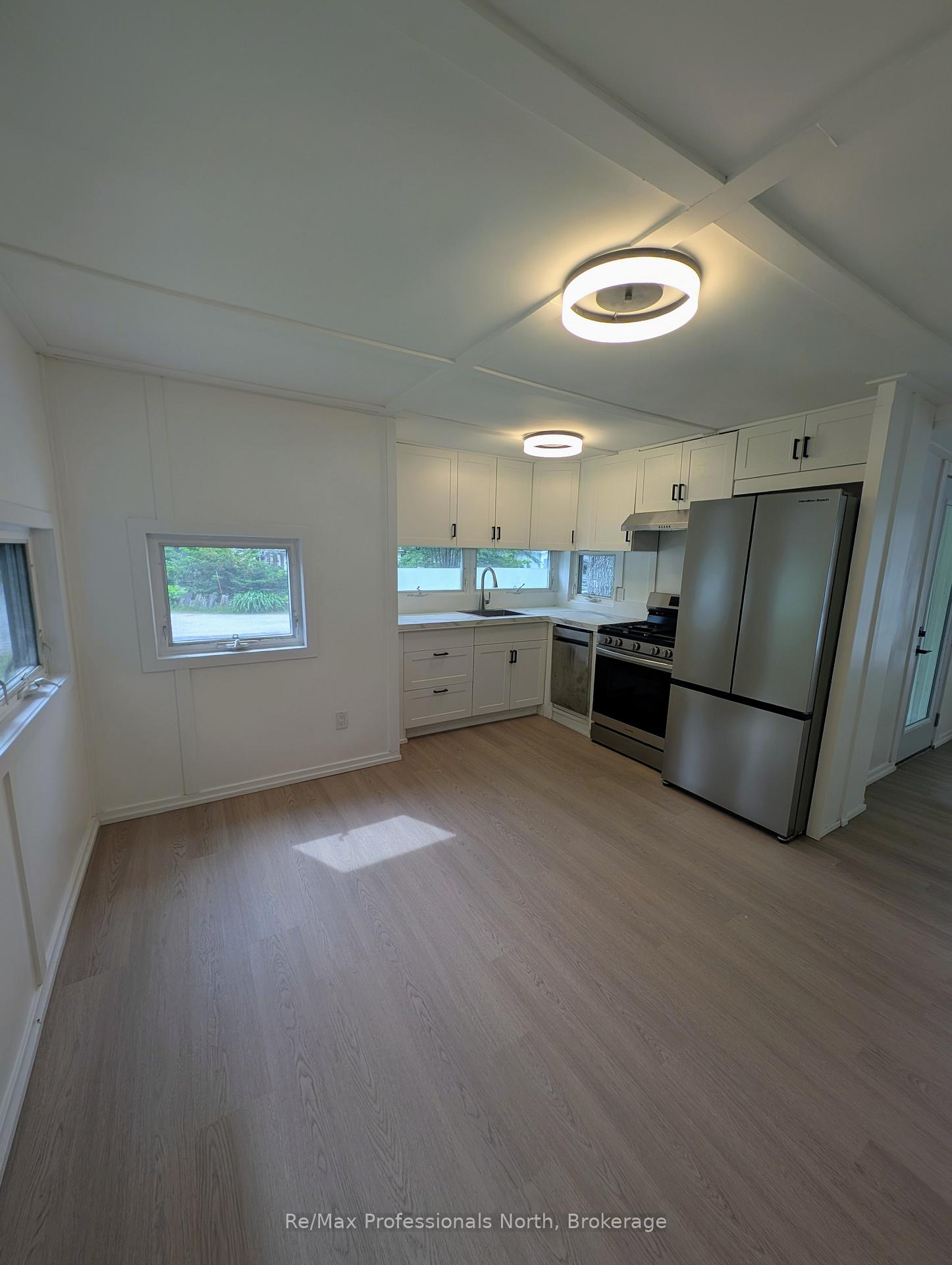 Photo 6 of Unit 36, 1007 Racoon Road, Gravenhurst, Morrison — HOMEH