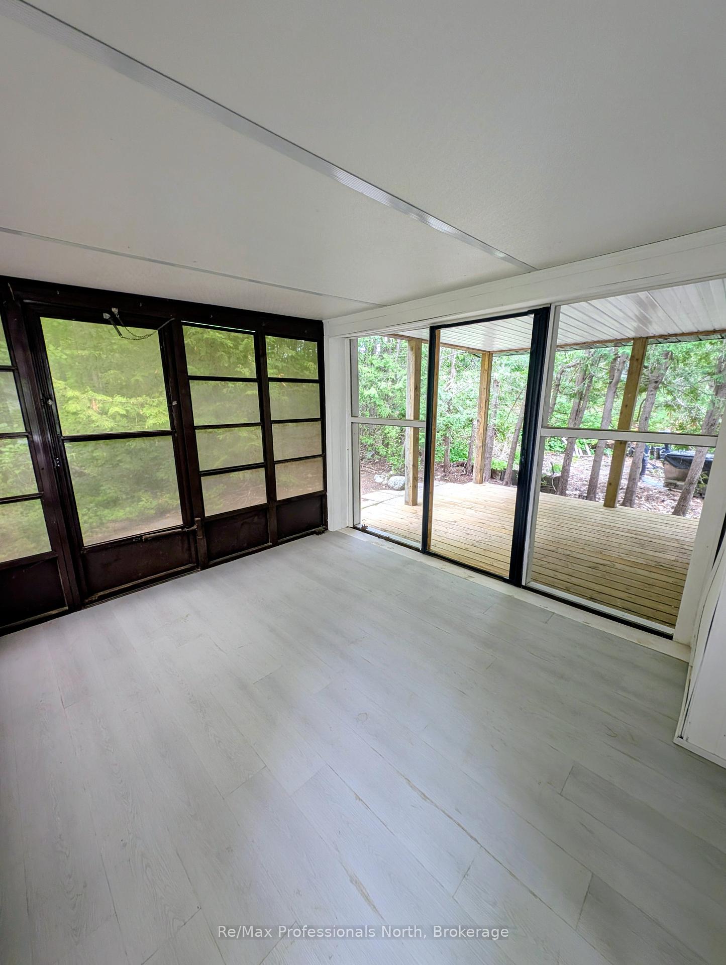Photo 10 of Unit 36, 1007 Racoon Road, Gravenhurst, Morrison — HOMEH