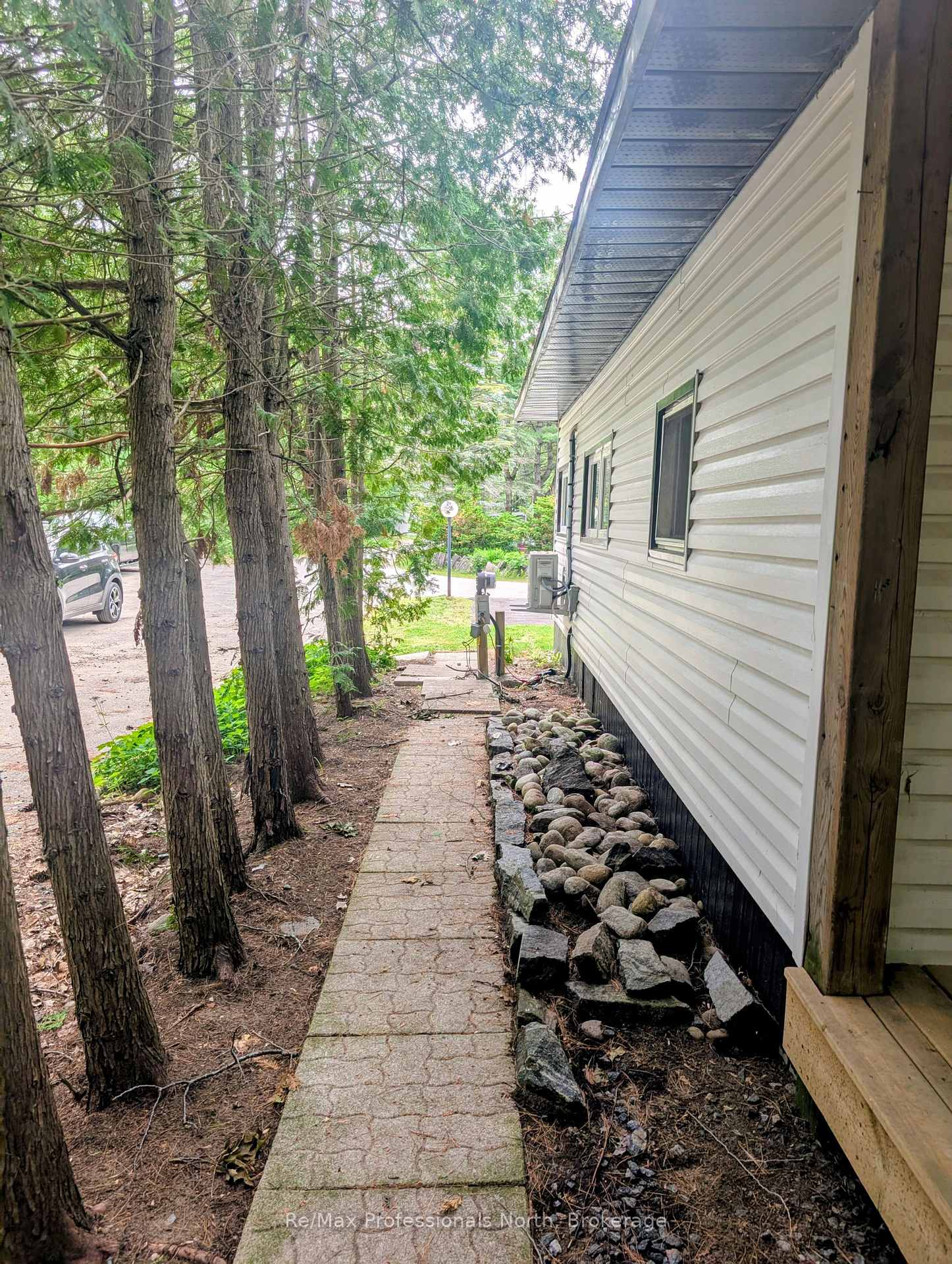 Photo 12 of Unit 36, 1007 Racoon Road, Gravenhurst, Morrison — HOMEH