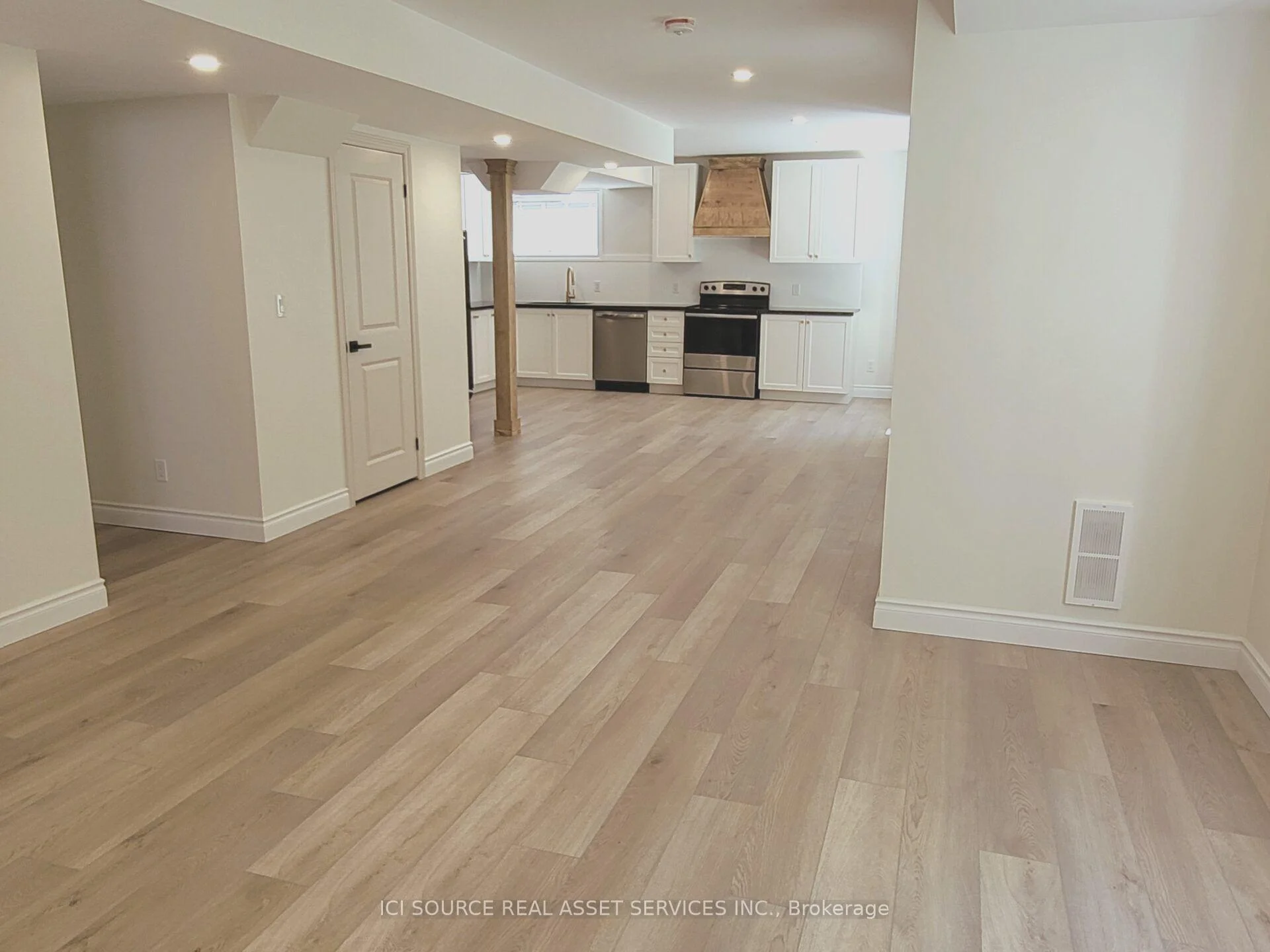 Photo 6 of Unit Lower, 66 White Sands Way, Wasaga Beach — HOMEH