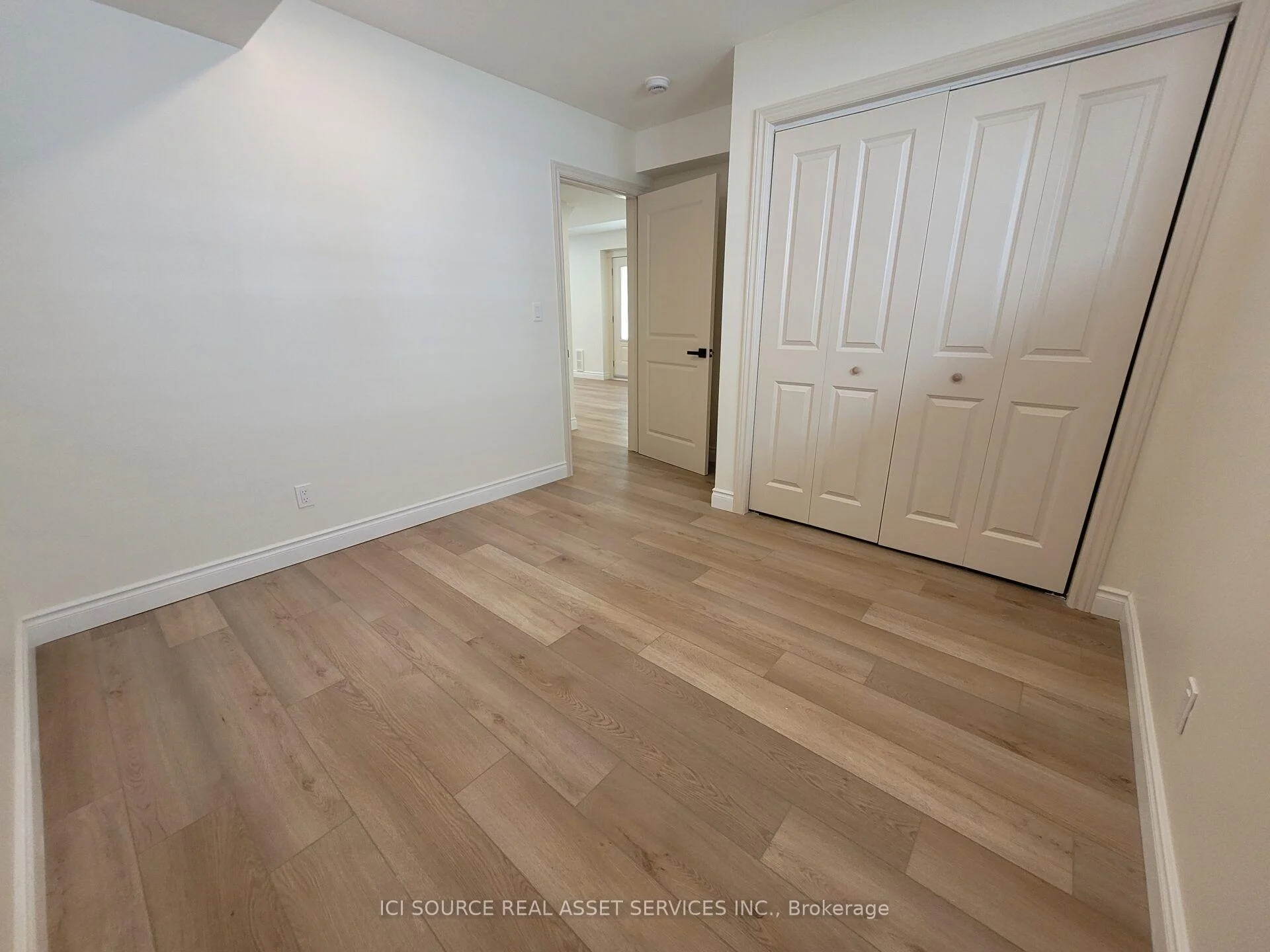 Photo 14 of Unit Lower, 66 White Sands Way, Wasaga Beach — HOMEH