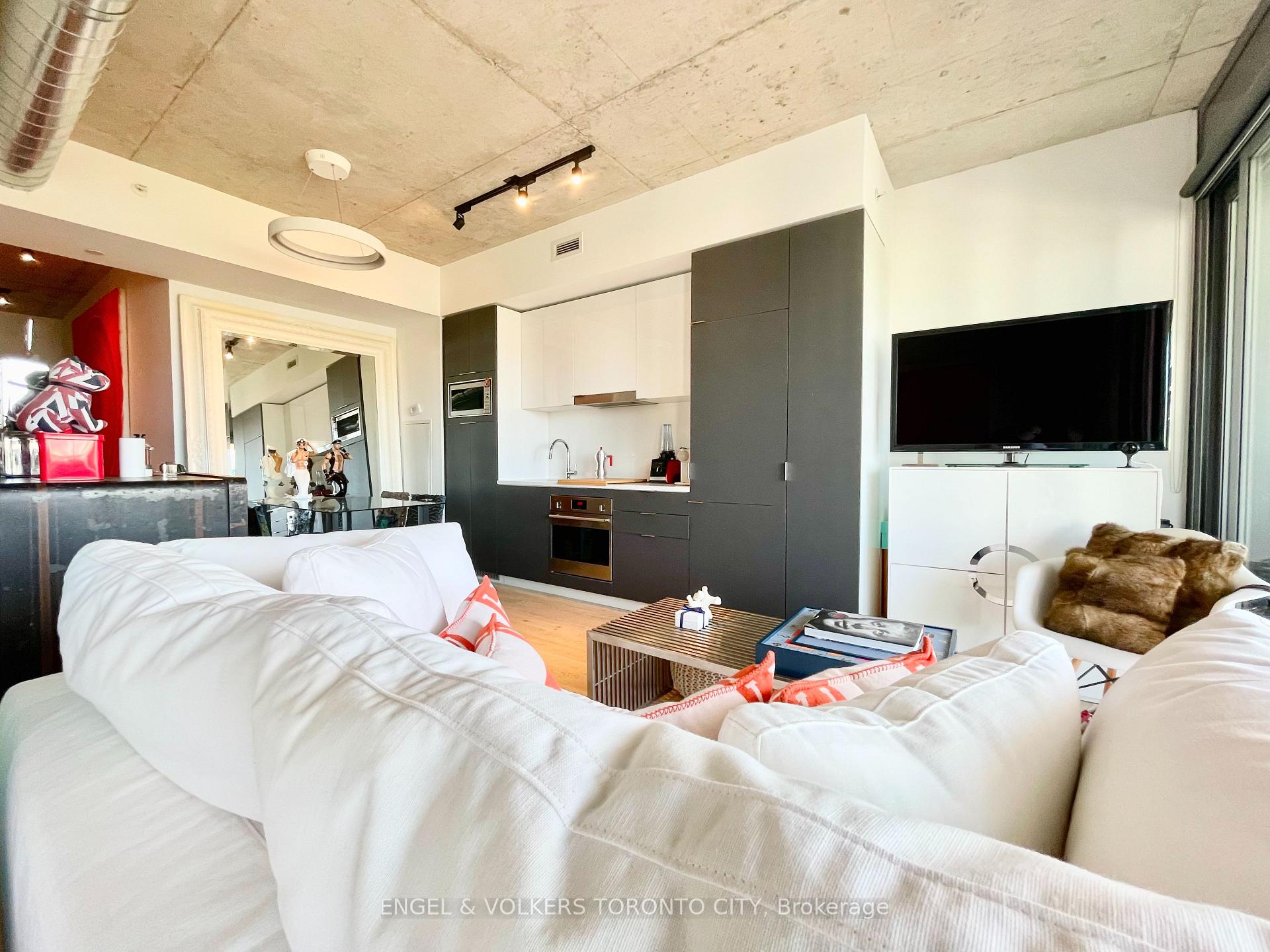 Photo 14 of Unit 1004, 170 Bayview Avenue, Toronto, Waterfront Communities — HOMEH