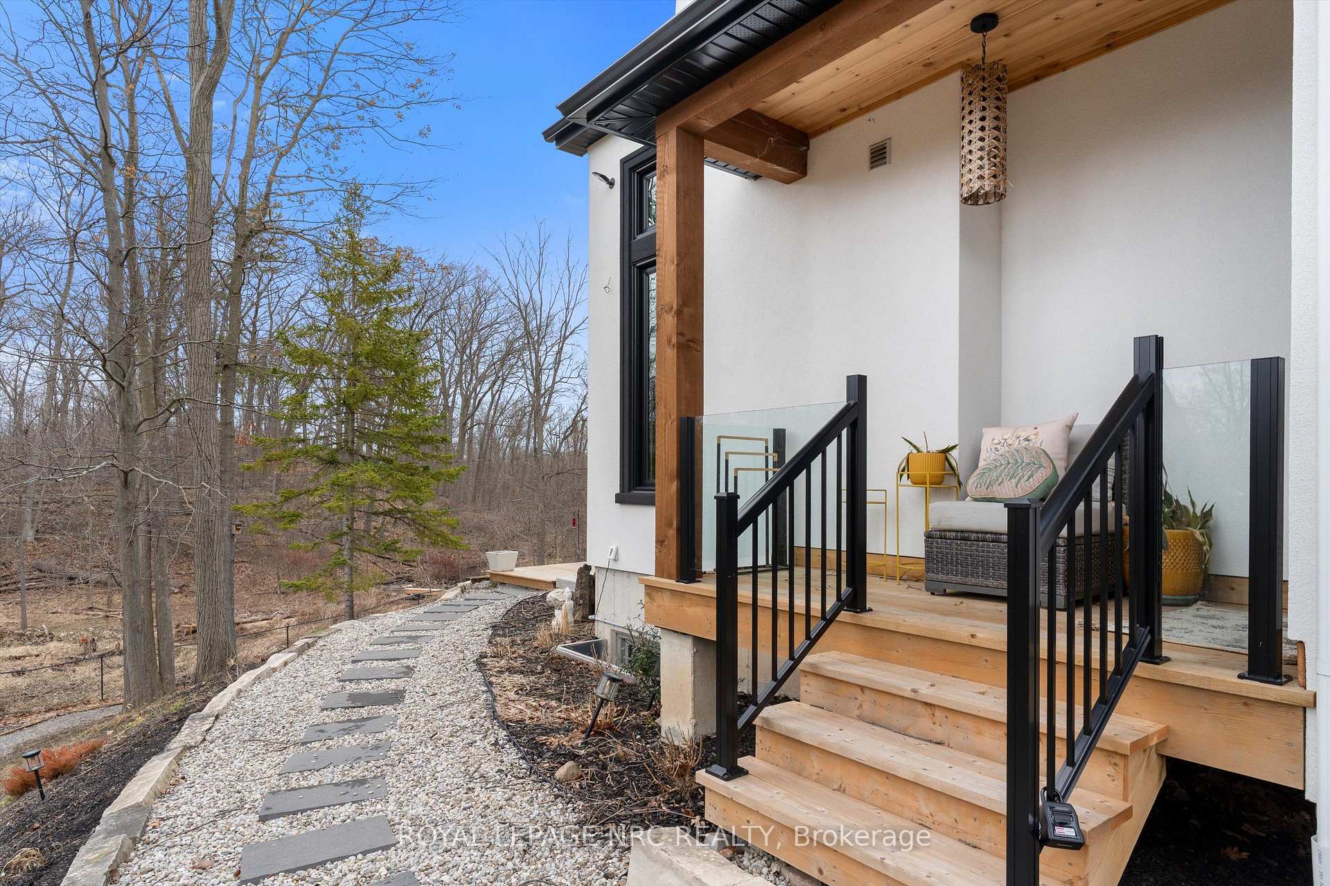 Photo 67 of 1 Briarfield Crescent, St. Catharines, Glendale/Glenridge — HOMEH