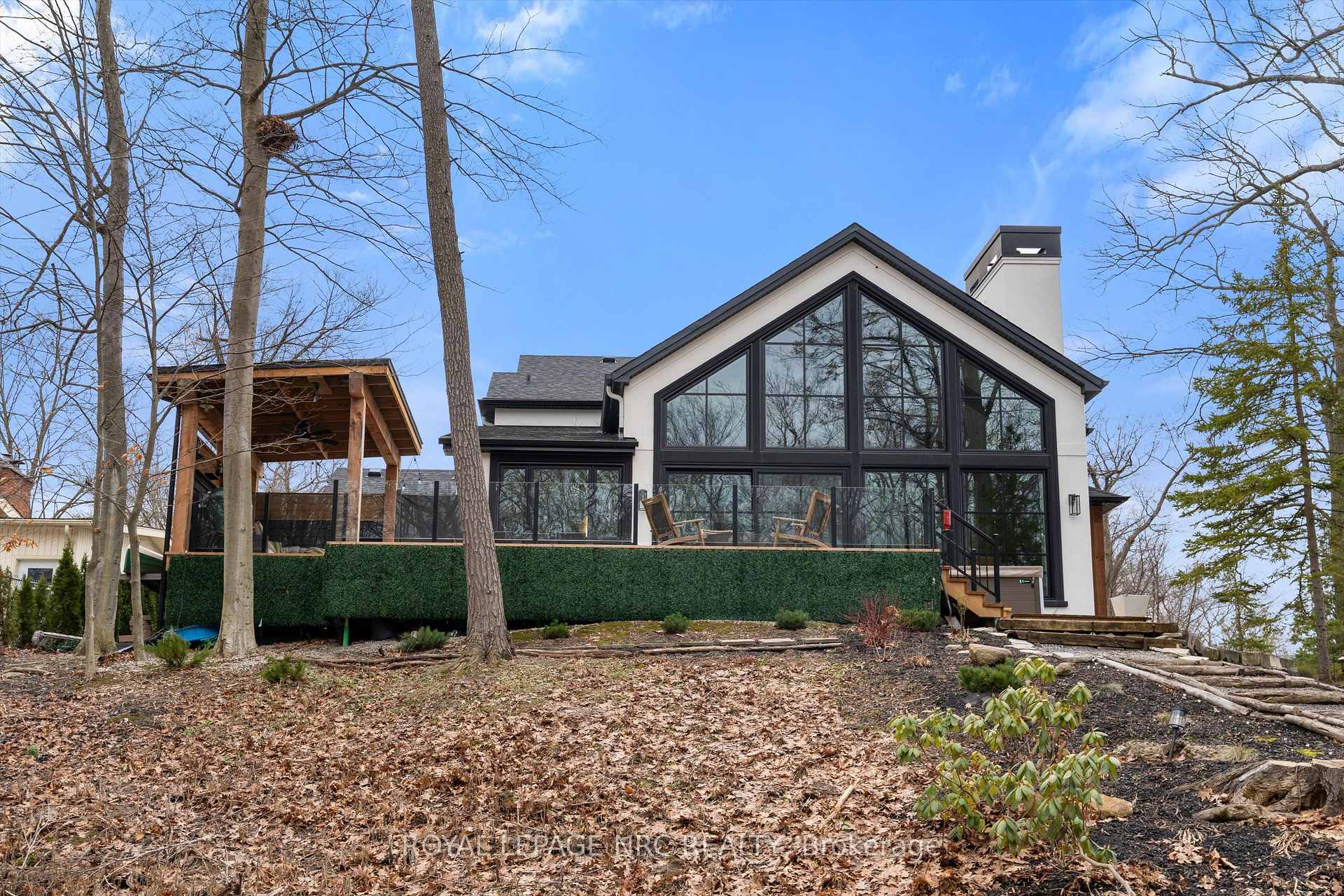 Photo 71 of 1 Briarfield Crescent, St. Catharines, Glendale/Glenridge — HOMEH