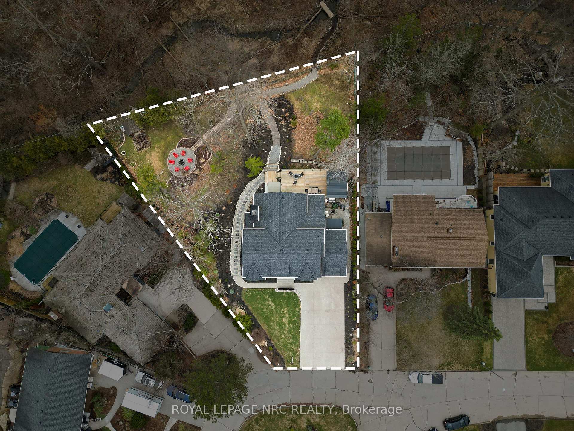 Photo 73 of 1 Briarfield Crescent, St. Catharines, Glendale/Glenridge — HOMEH