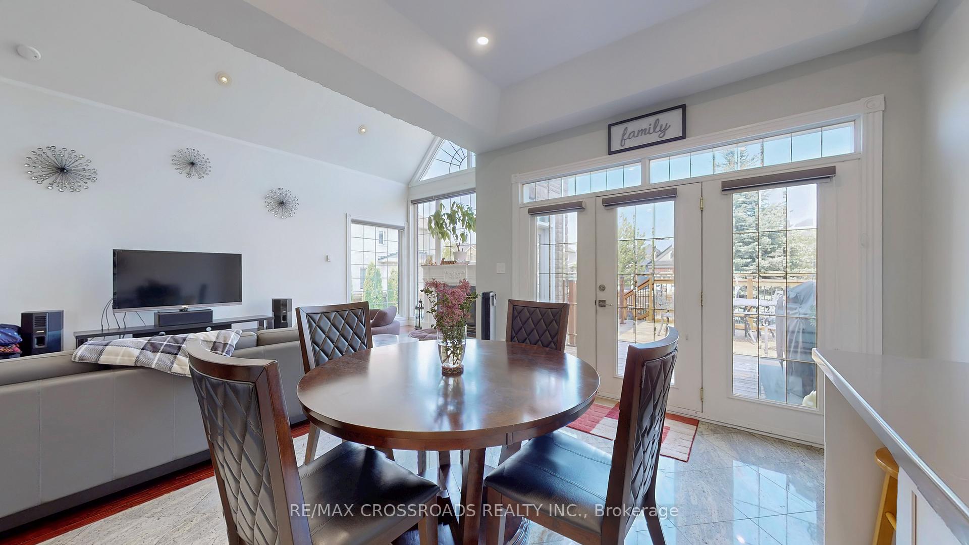 Photo 15 of 3531 Garrard Road, Whitby, Rolling Acres — HOMEH