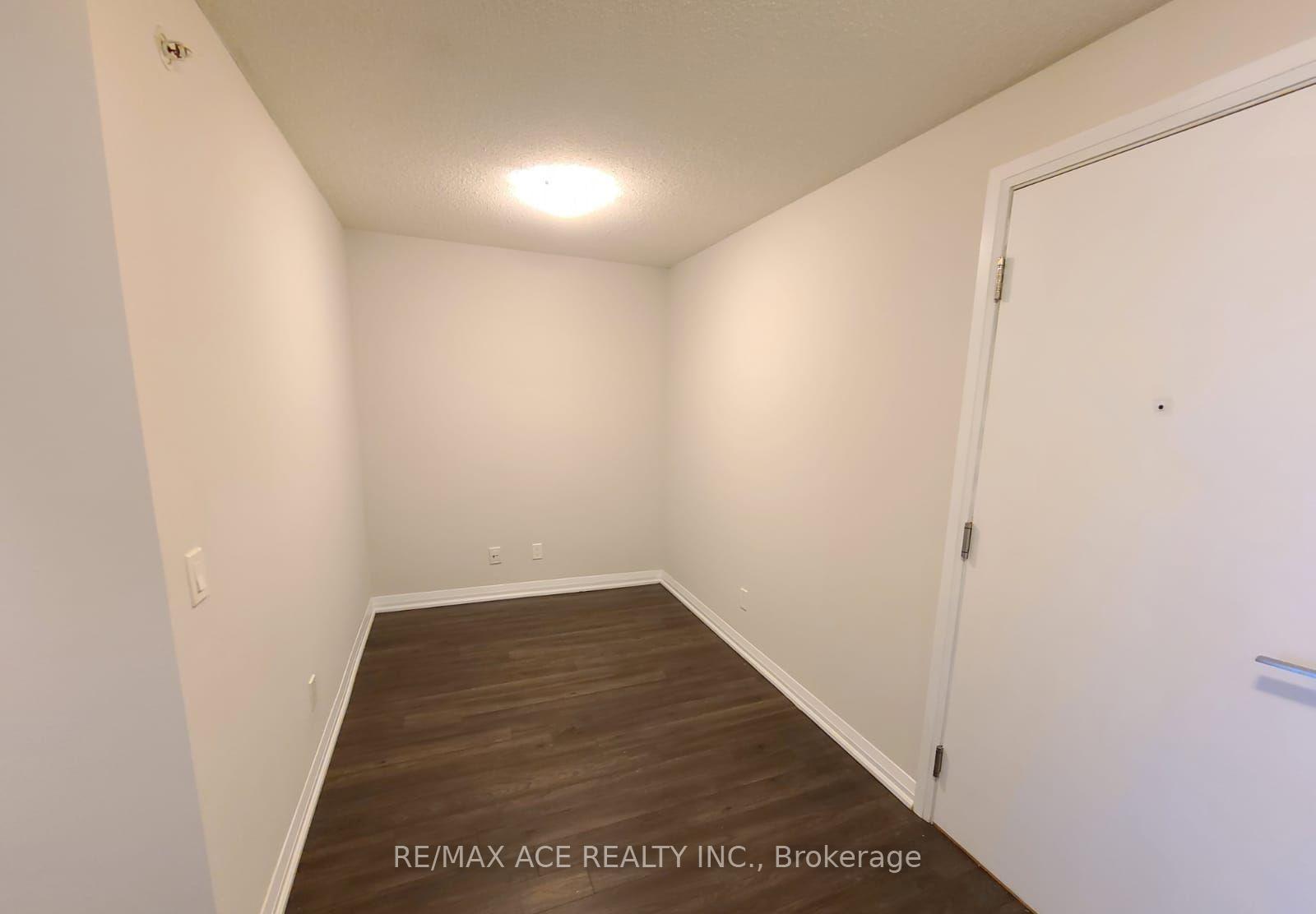 Photo 11 of Unit 310, 30 Meadowglen Place, Scarborough, Woburn — HOMEH