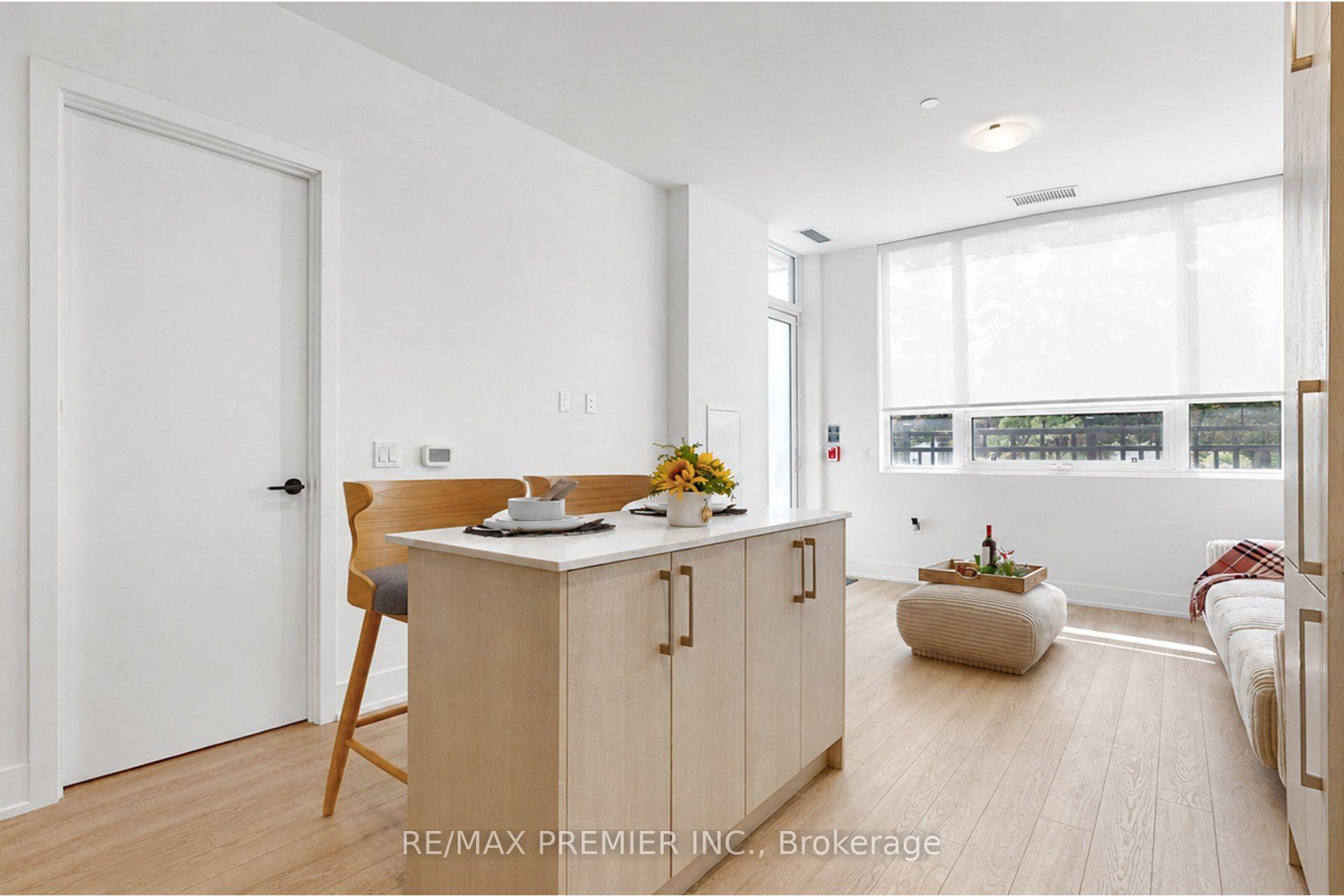 Photo 13 of Unit 113, 2075 King Road, King, King City — HOMEH