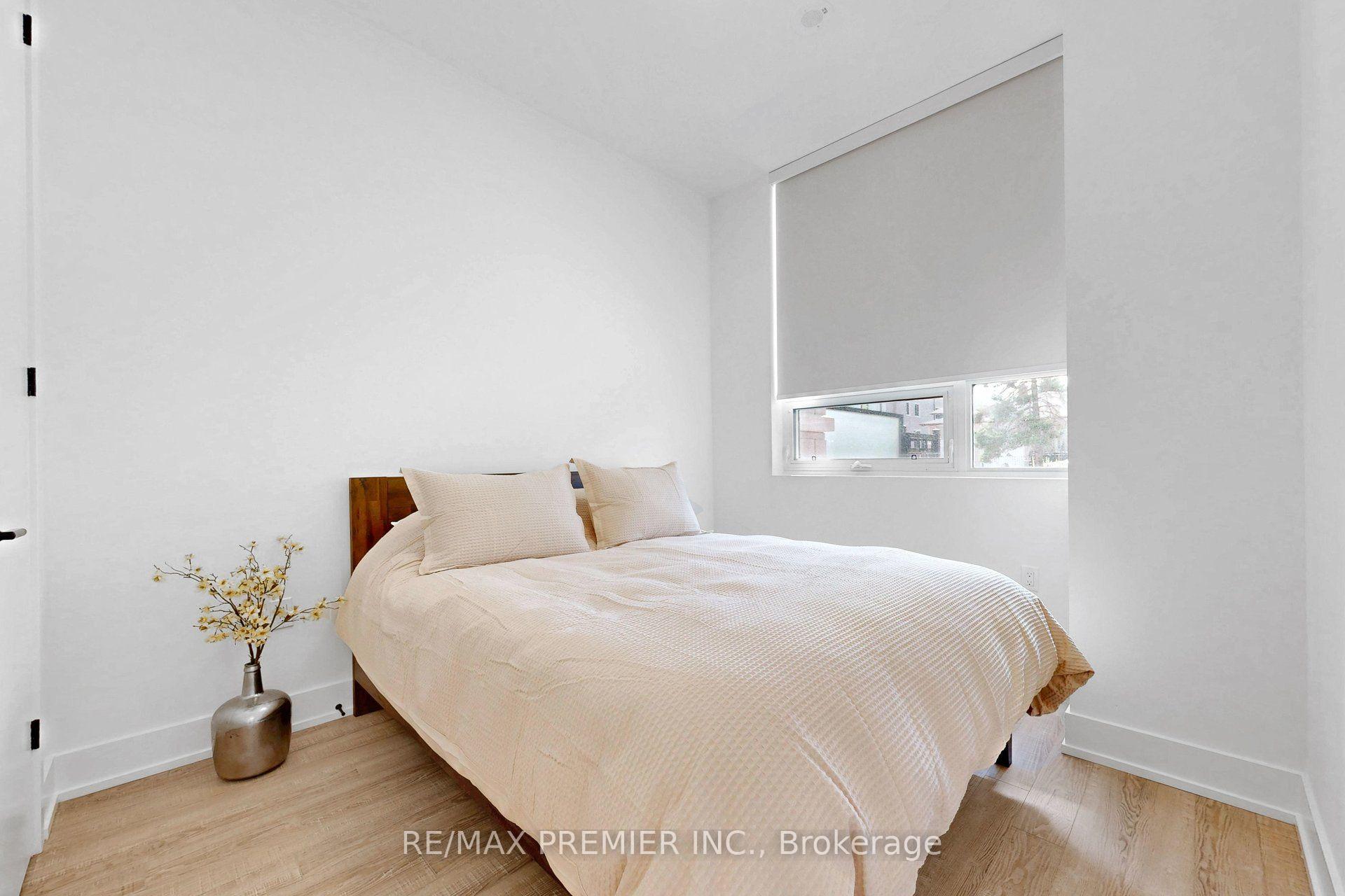 Photo 31 of Unit 113, 2075 King Road, King, King City — HOMEH