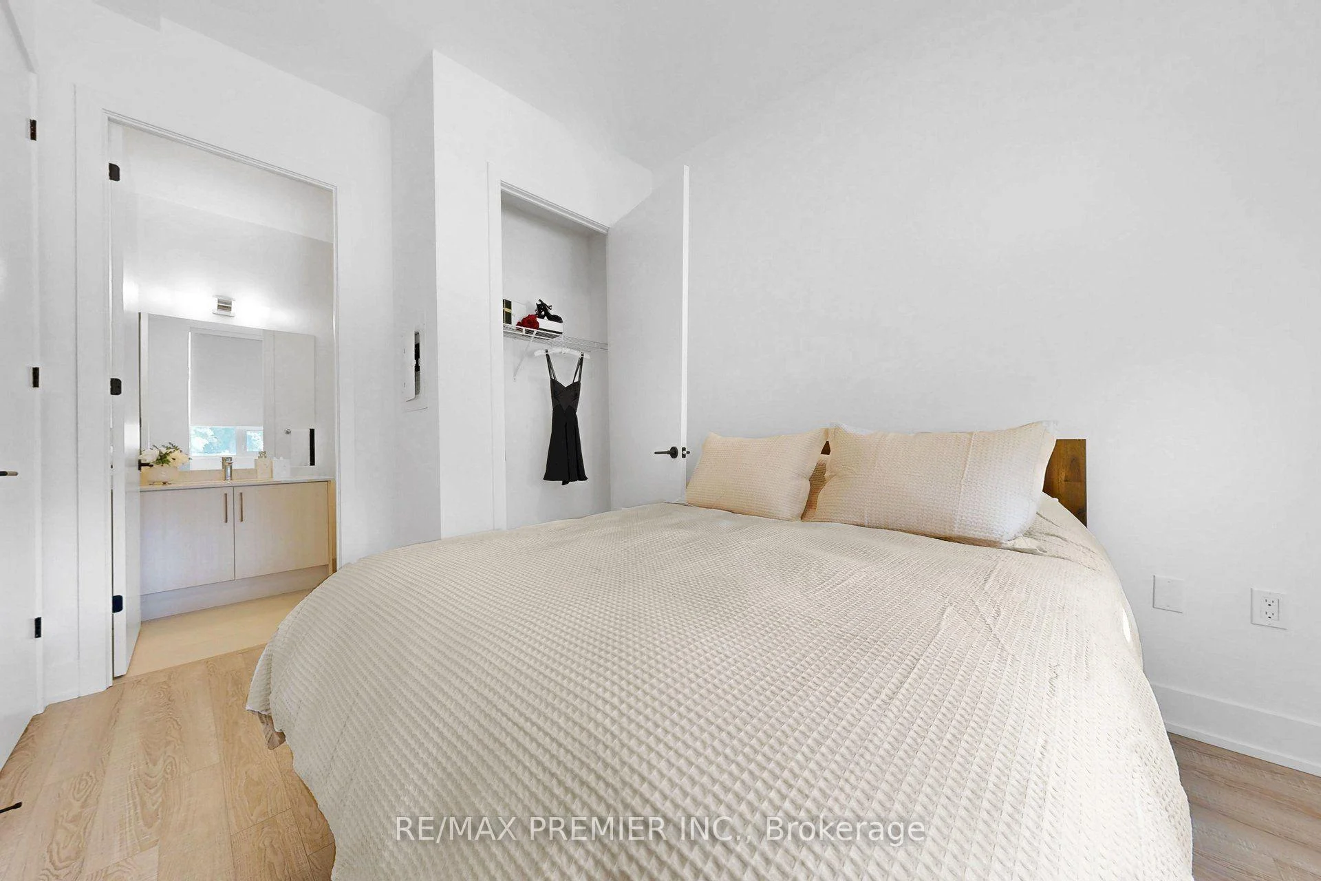 Photo 53 of Unit 113, 2075 King Road, King, King City — HOMEH