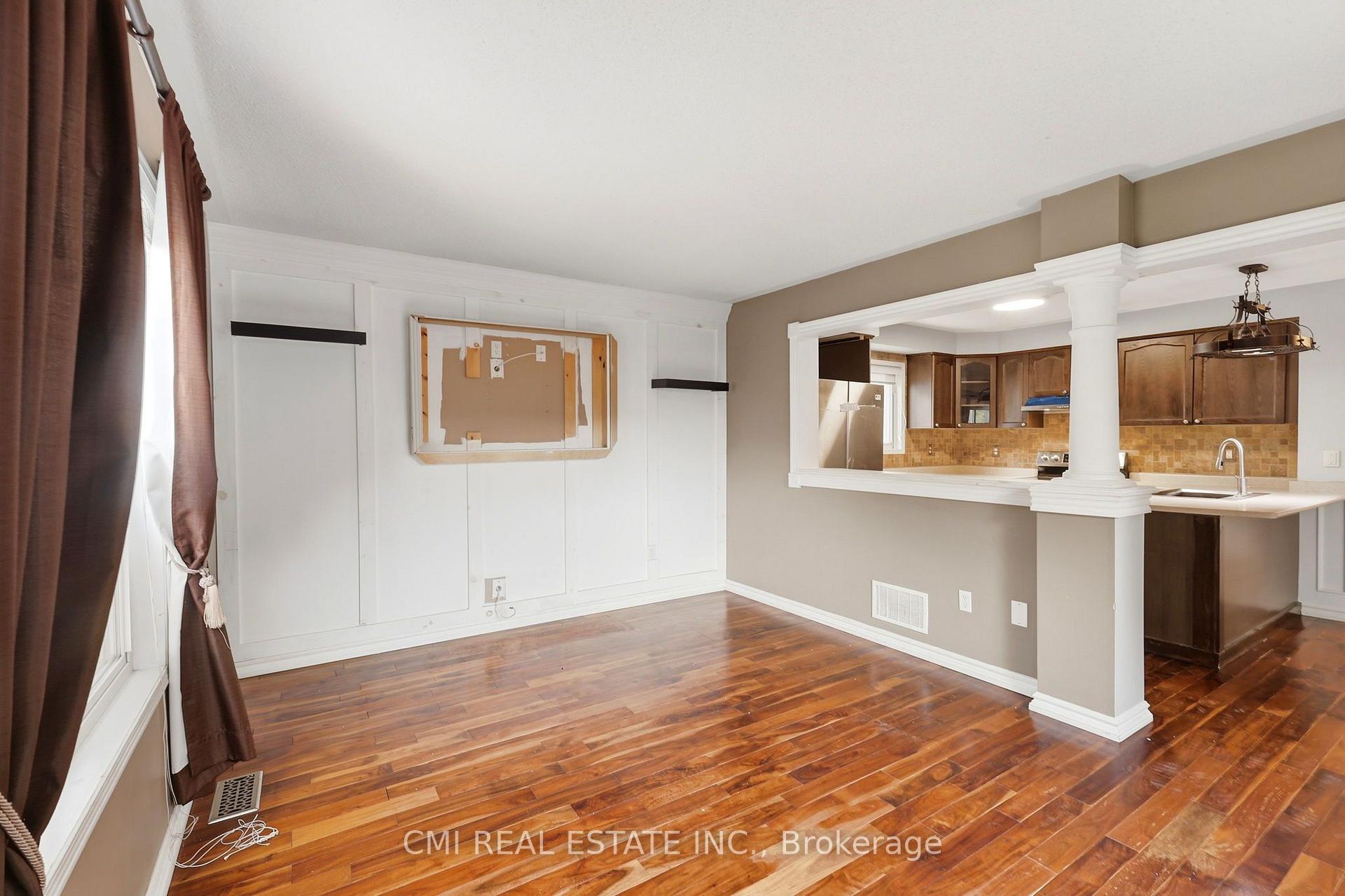 Photo 15 of 42 Honeyman Drive, Clarington, Bowmanville — HOMEH