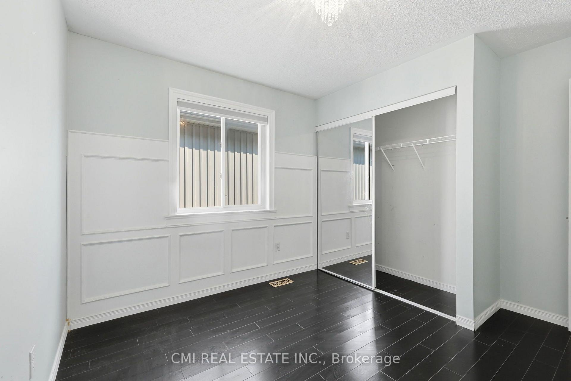 Photo 21 of 42 Honeyman Drive, Clarington, Bowmanville — HOMEH