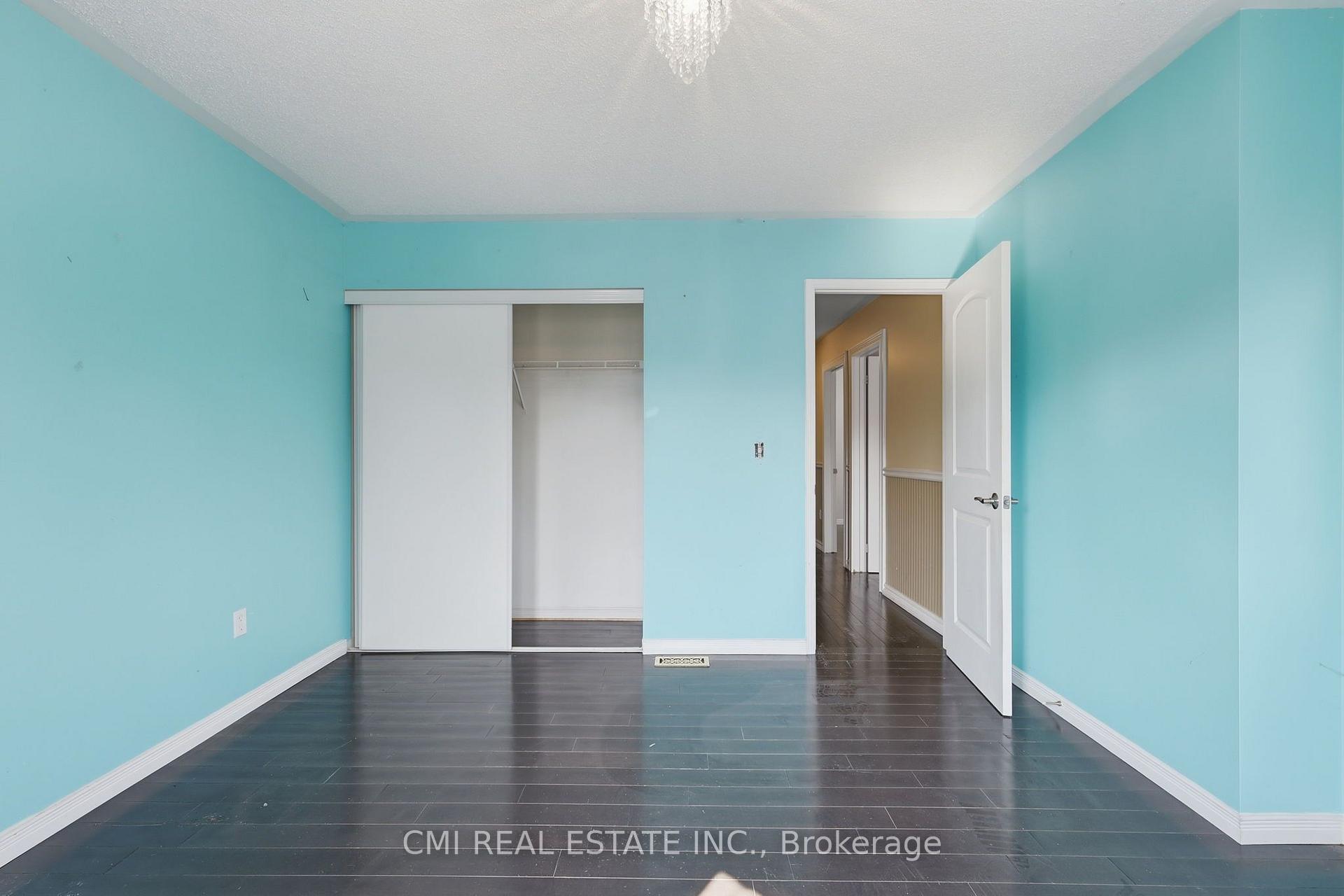 Photo 26 of 42 Honeyman Drive, Clarington, Bowmanville — HOMEH