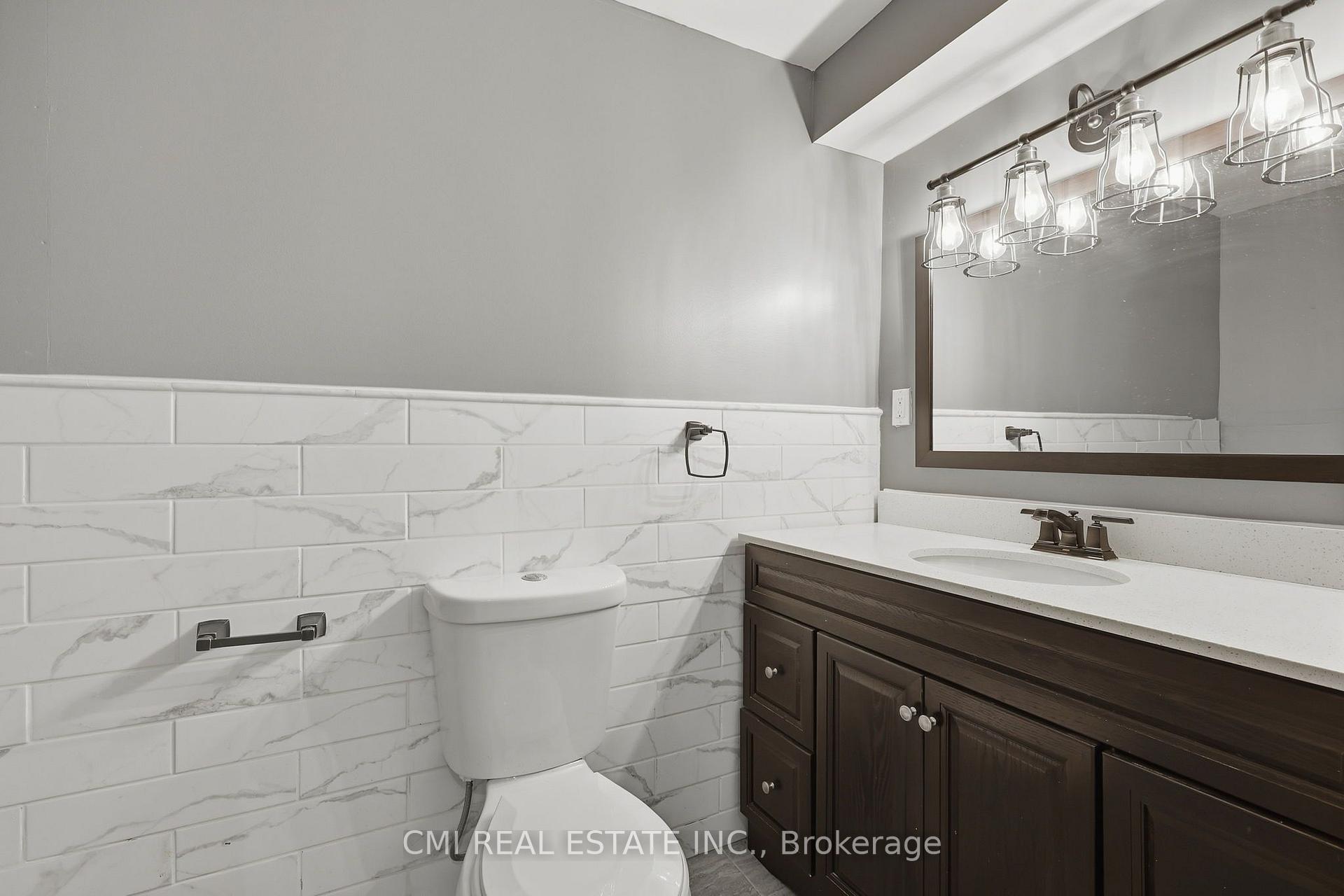 Photo 29 of 42 Honeyman Drive, Clarington, Bowmanville — HOMEH
