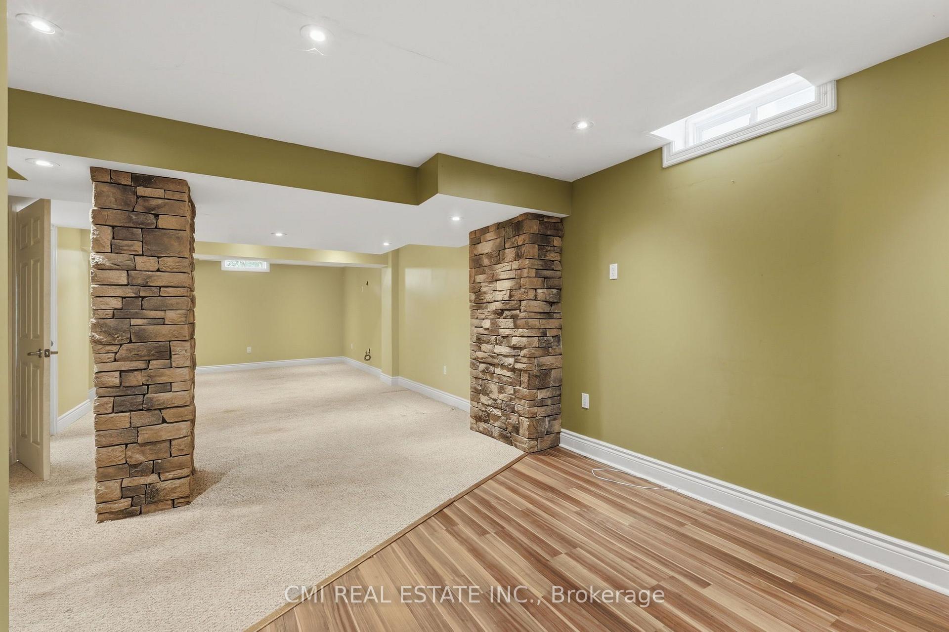 Photo 35 of 42 Honeyman Drive, Clarington, Bowmanville — HOMEH