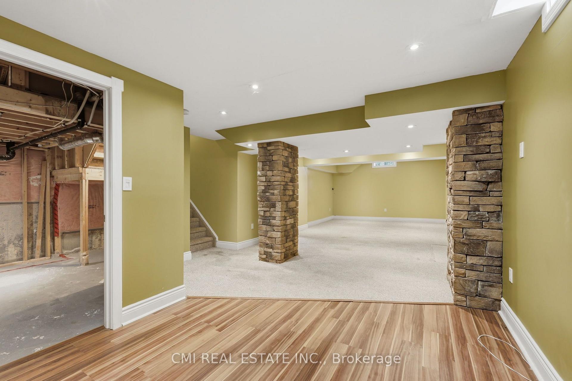 Photo 36 of 42 Honeyman Drive, Clarington, Bowmanville — HOMEH