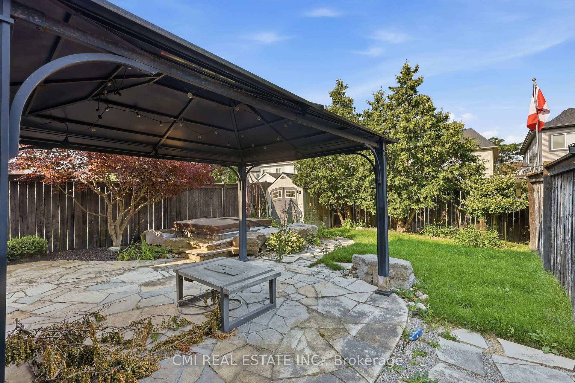 Photo 40 of 42 Honeyman Drive, Clarington, Bowmanville — HOMEH