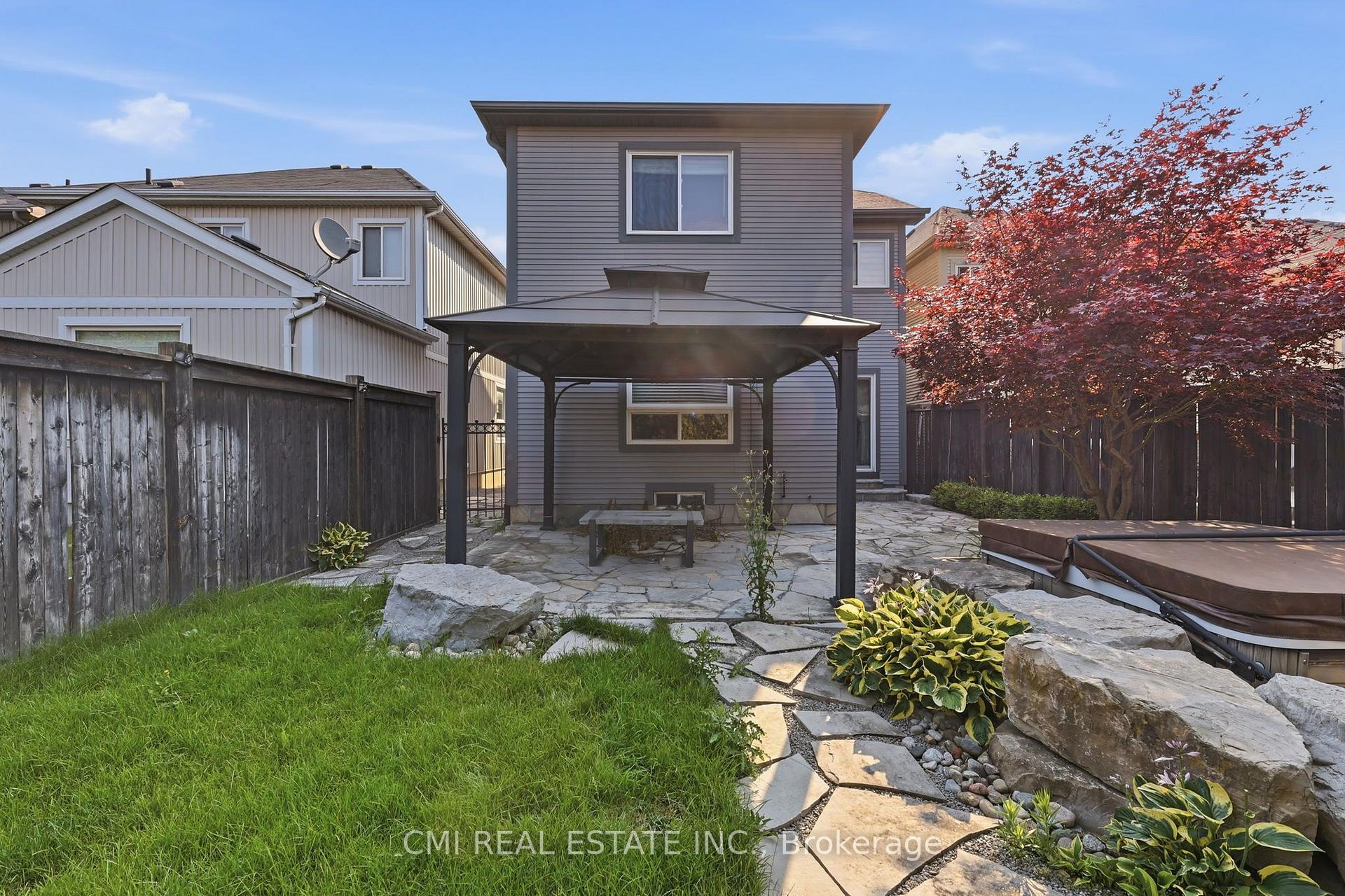 Photo 41 of 42 Honeyman Drive, Clarington, Bowmanville — HOMEH