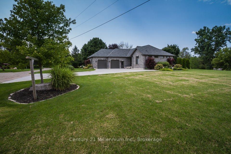 Photo 2 of 72235 Lakeshore Drive, R.R. #1, Bluewater, Hay — HOMEH