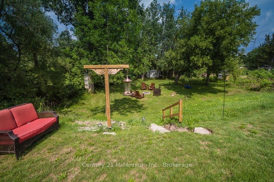 Photo 8 of 72235 Lakeshore Drive, R.R. #1, Bluewater, Hay — HOMEH
