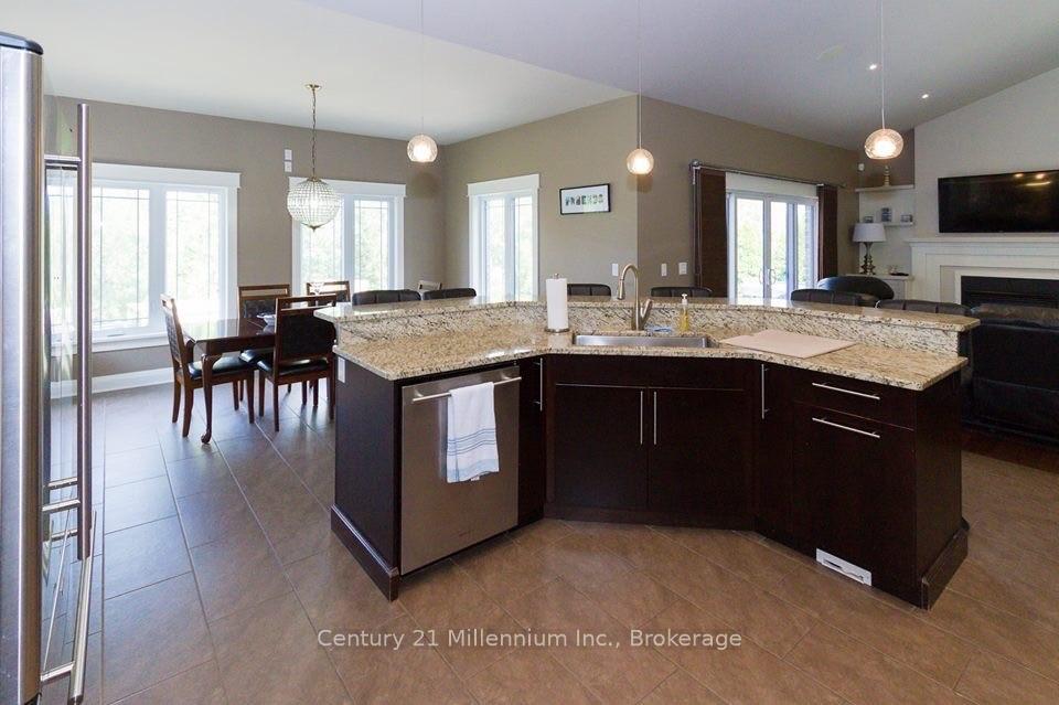 Photo 12 of 72235 Lakeshore Drive, R.R. #1, Bluewater, Hay — HOMEH