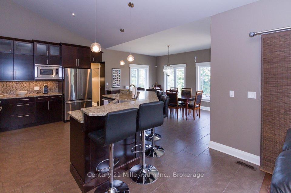 Photo 18 of 72235 Lakeshore Drive, R.R. #1, Bluewater, Hay — HOMEH