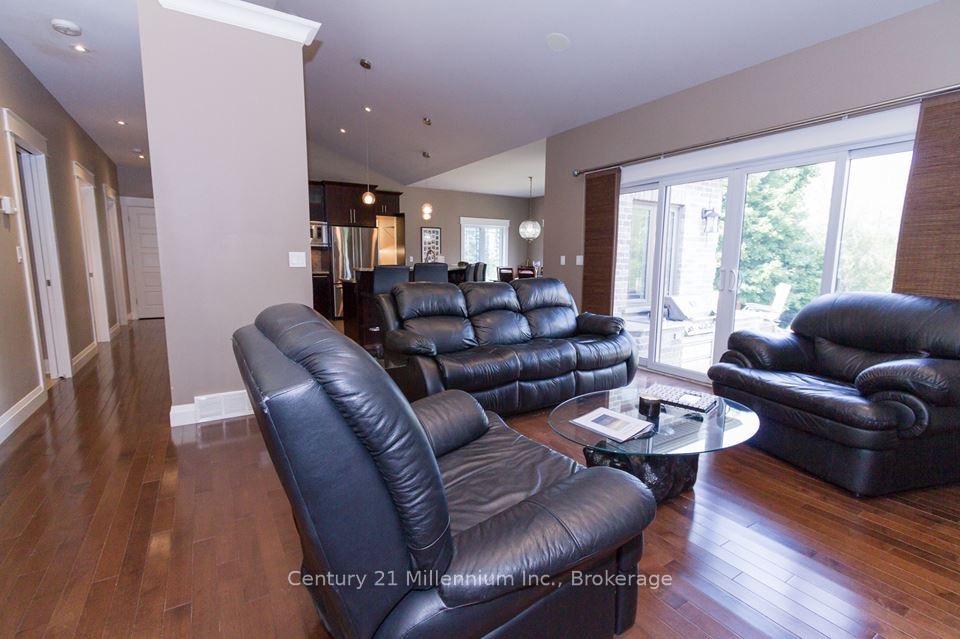 Photo 19 of 72235 Lakeshore Drive, R.R. #1, Bluewater, Hay — HOMEH