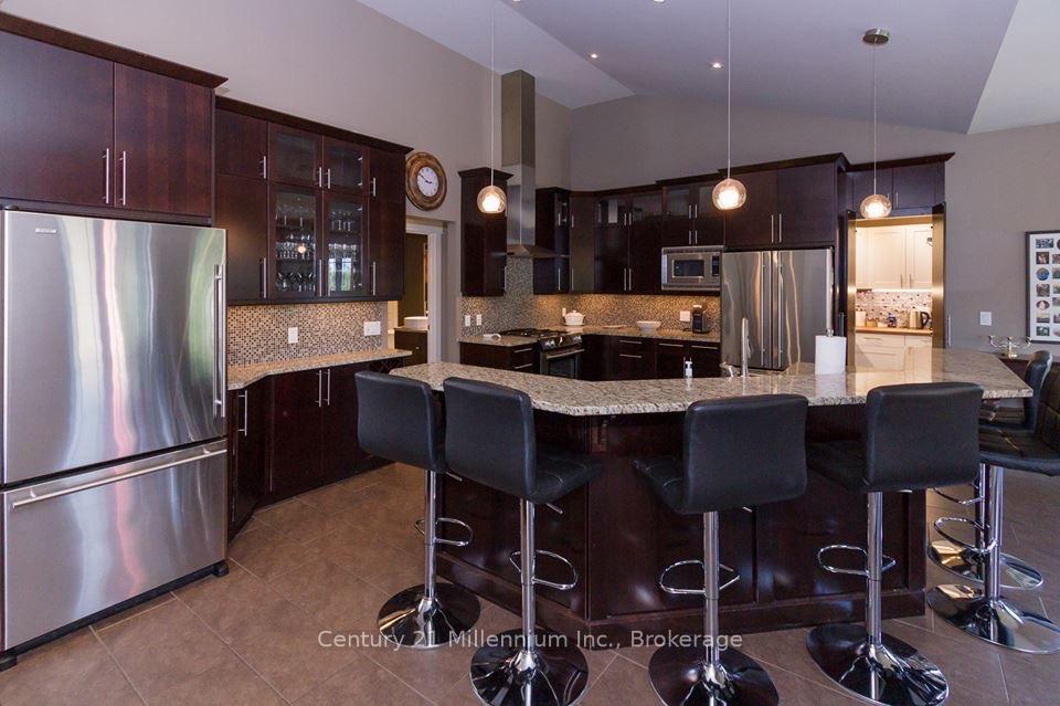 Photo 20 of 72235 Lakeshore Drive, R.R. #1, Bluewater, Hay — HOMEH