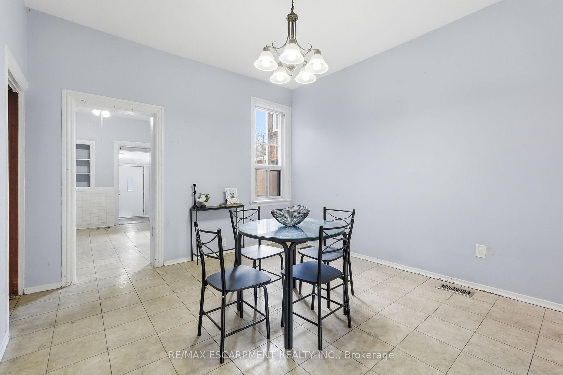 Photo 13 of 79 Murray Street E, Hamilton, Beasley — HOMEH